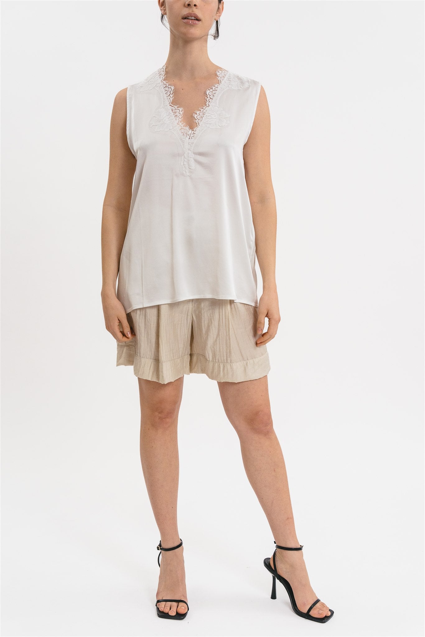 TOP MARIA VISCOSE WITH LACE