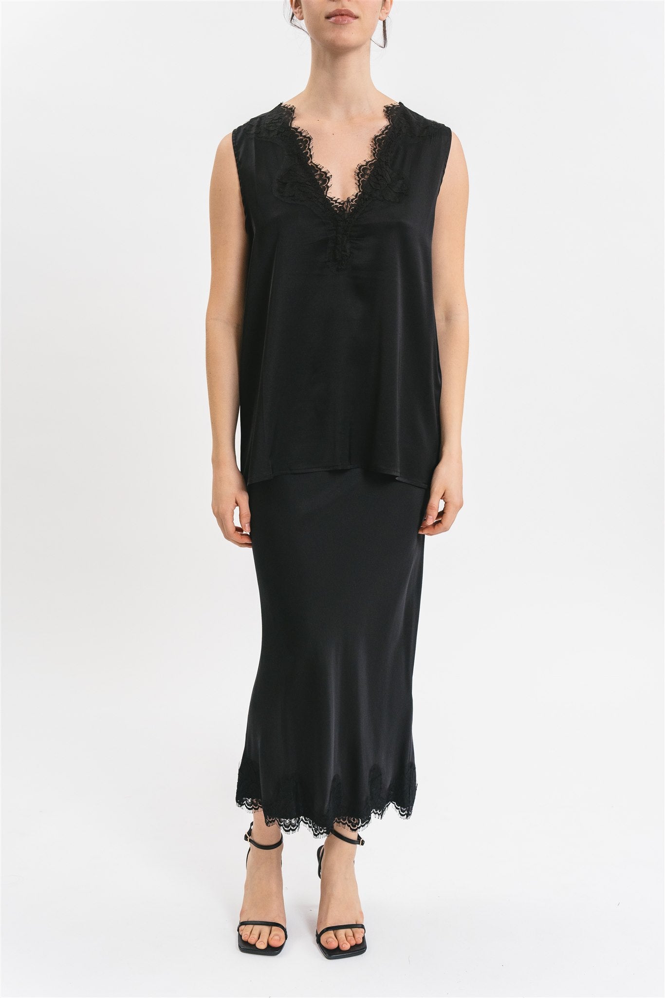 TOP MARIA VISCOSE WITH LACE