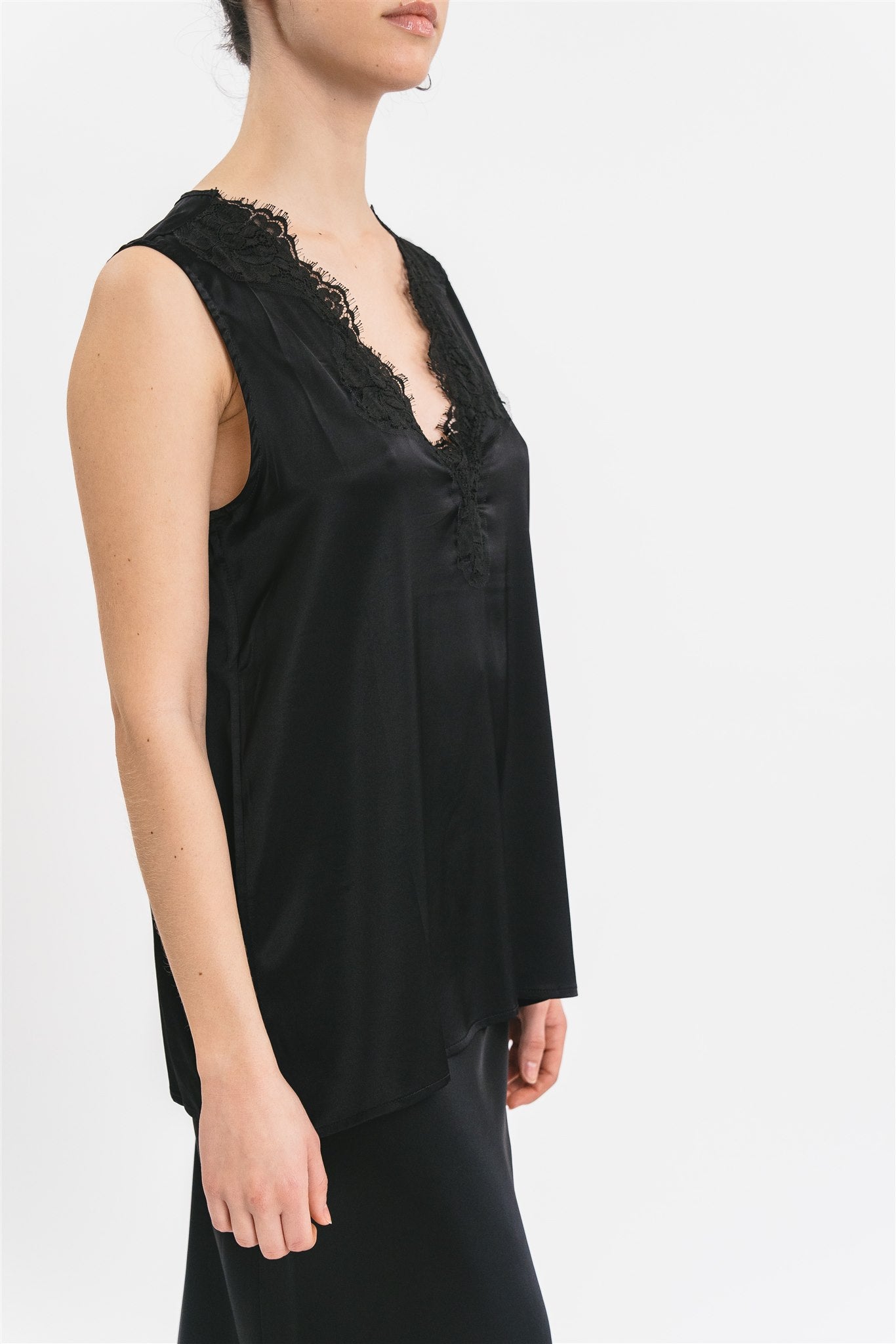 TOP MARIA VISCOSE WITH LACE