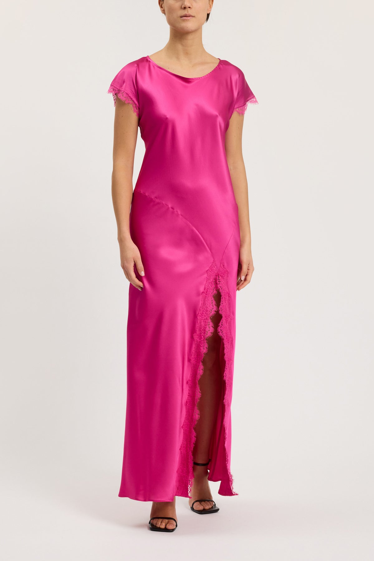 ABITO CON SPACCO E PIZZO