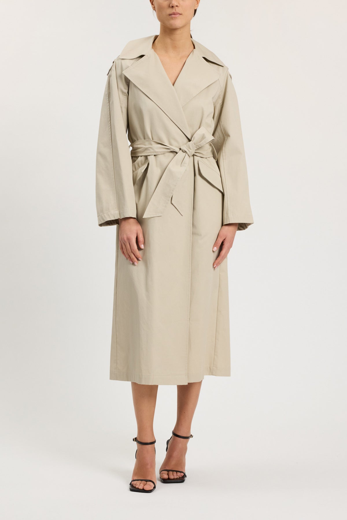 TRENCH COAT WITH LACE DETAILS