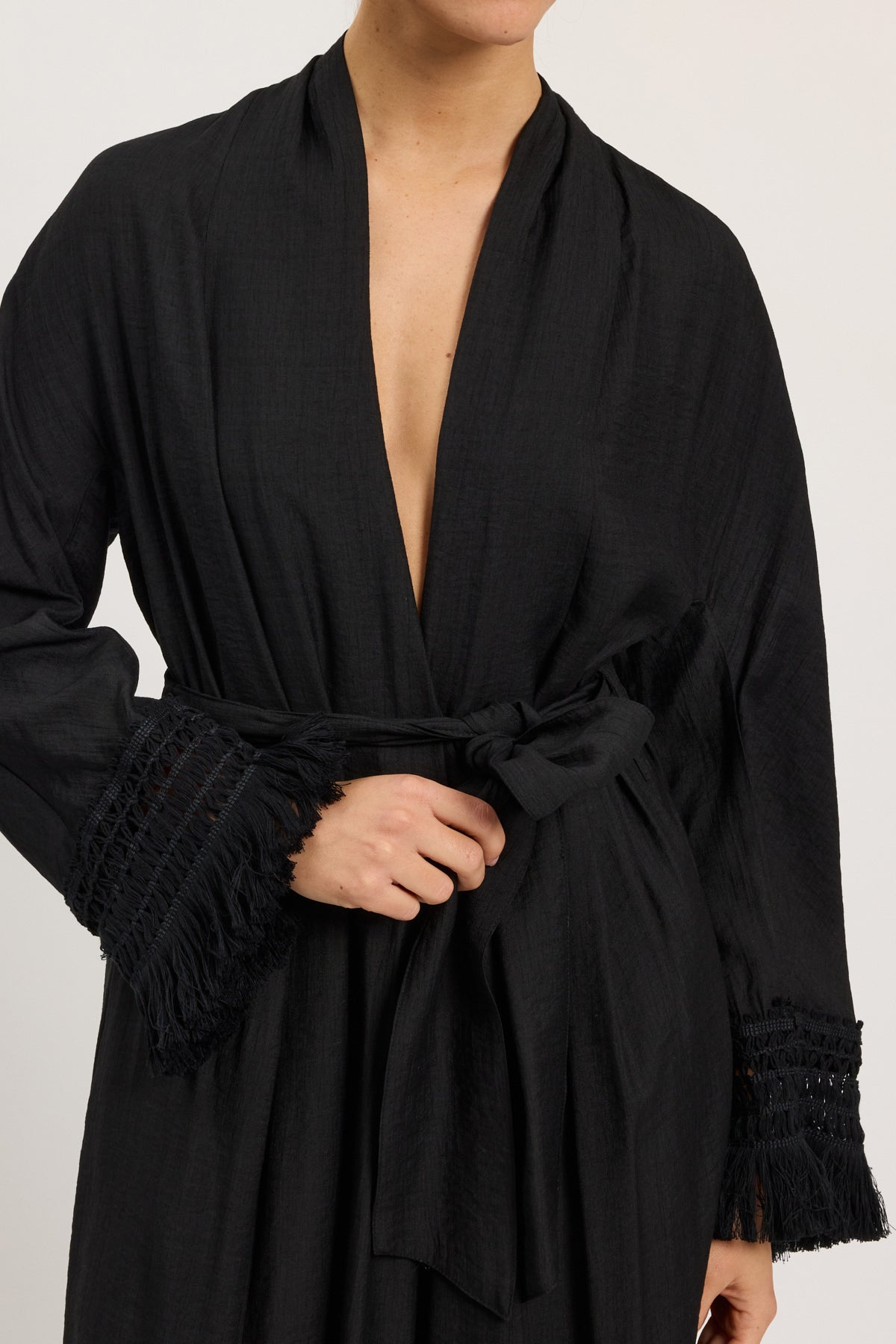 KIMONO DRESSING GOWN WITH FRINGES