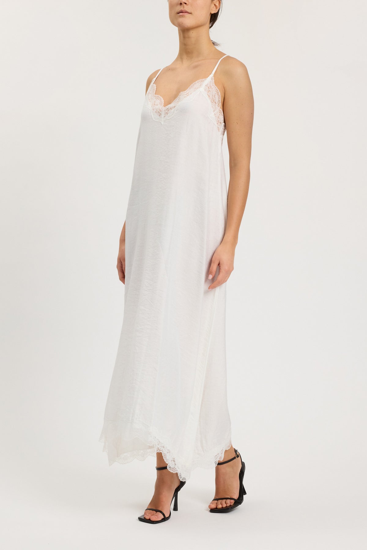 SLIP DRESS LUNGO CON PIZZO IN CONTRASTO