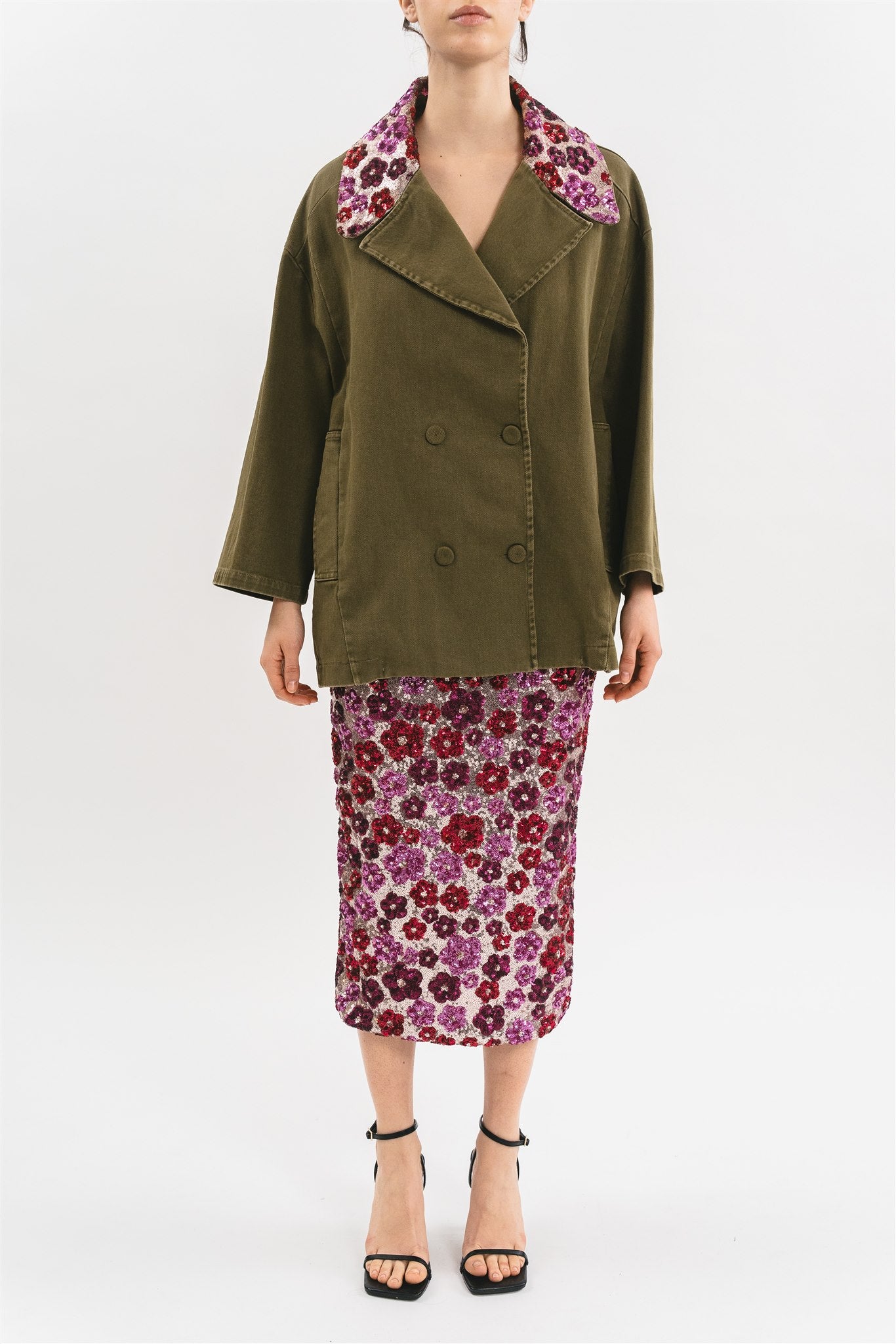 GIACCA CON COLLO IN PAILLETTES FLOREALE