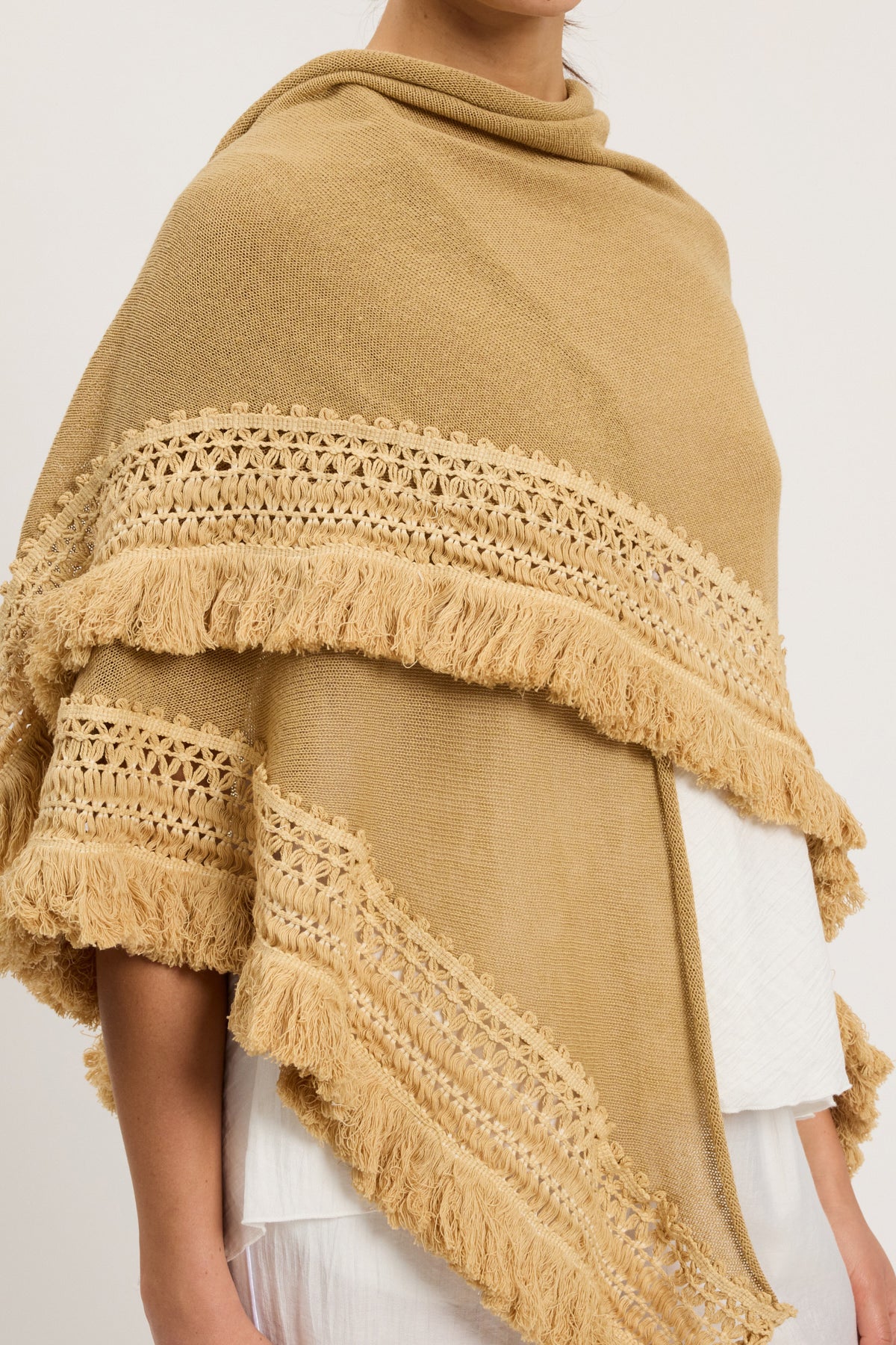 FRINGED SHAWL