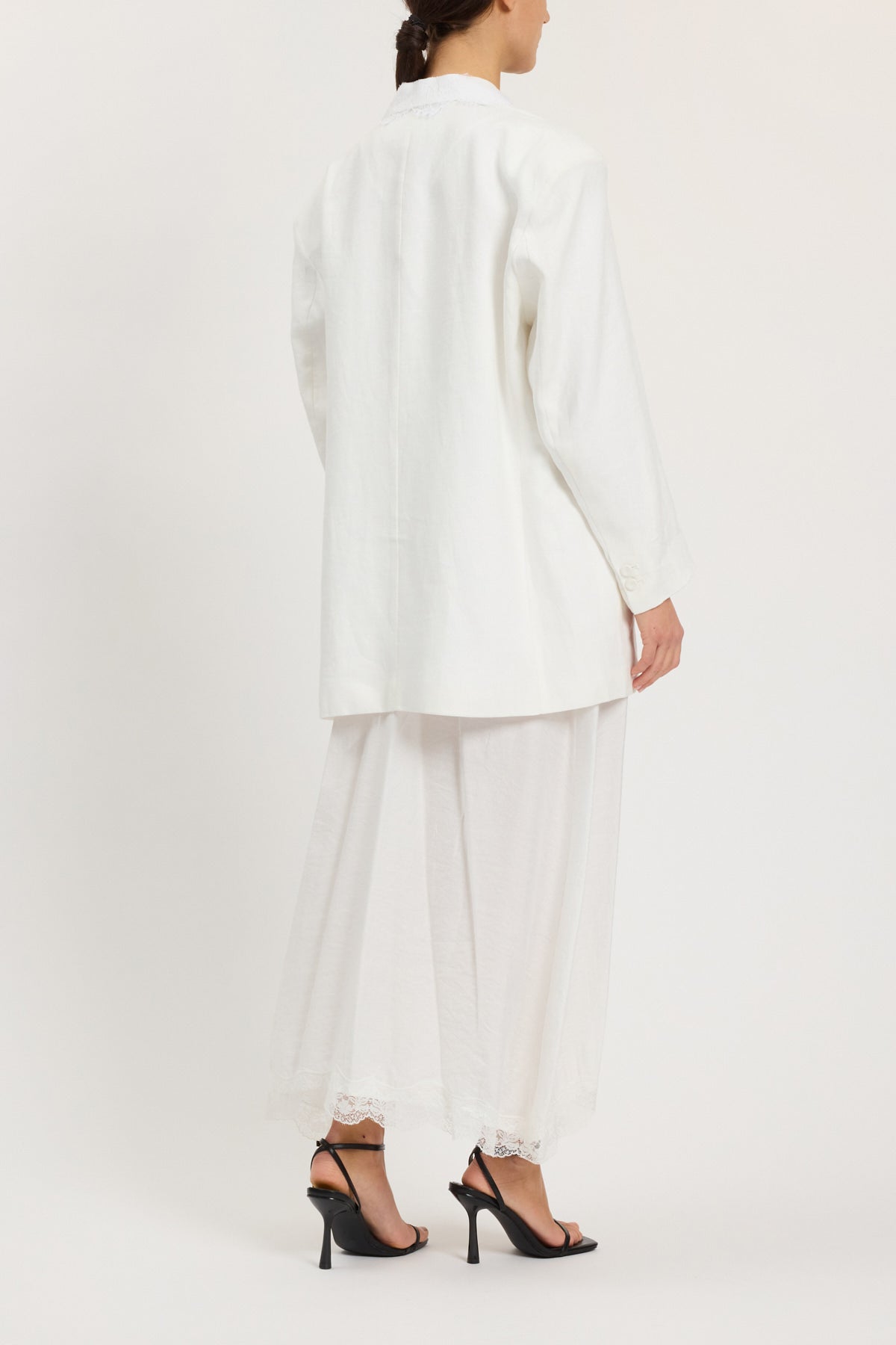 LINEN JACKET WITH TONE-ON-TONE LACE