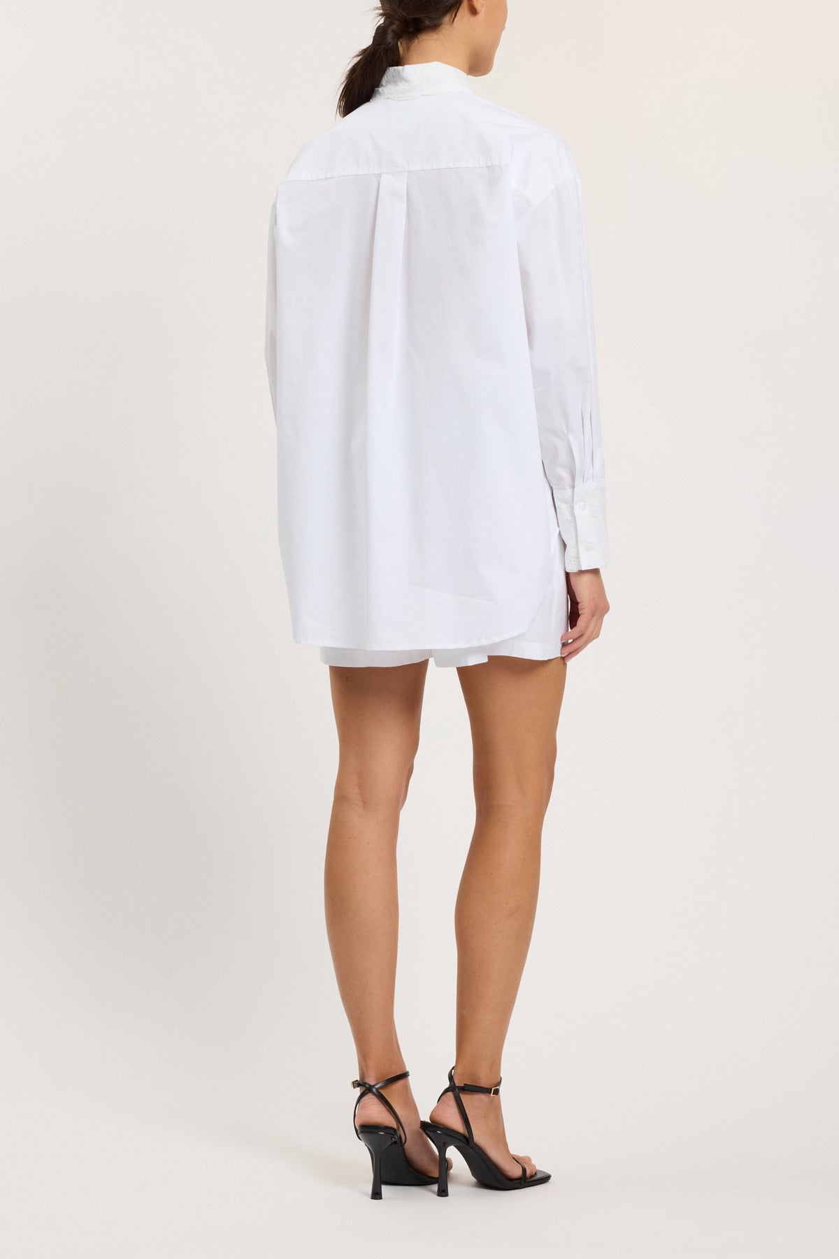 CAMICIA CON PIZZO