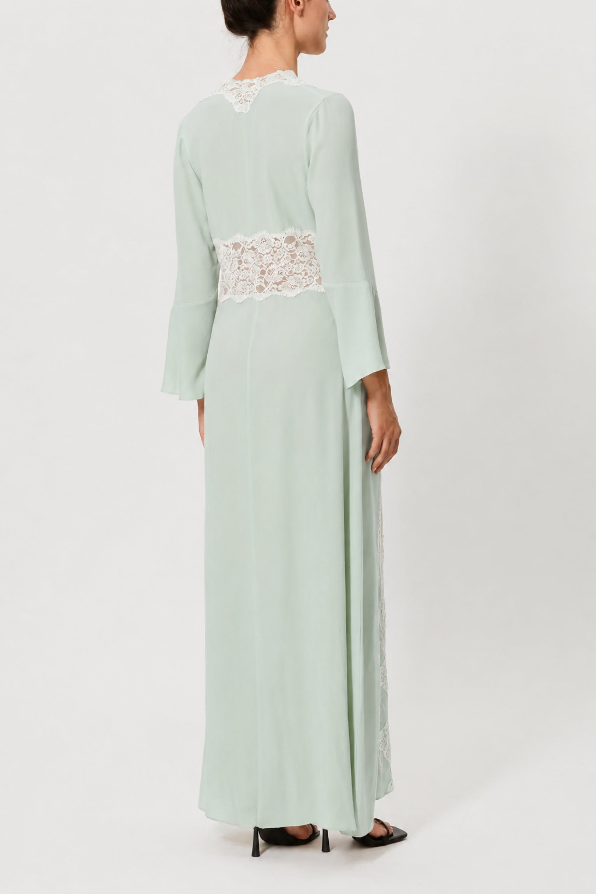 DRESS WITH LACE DETAILS