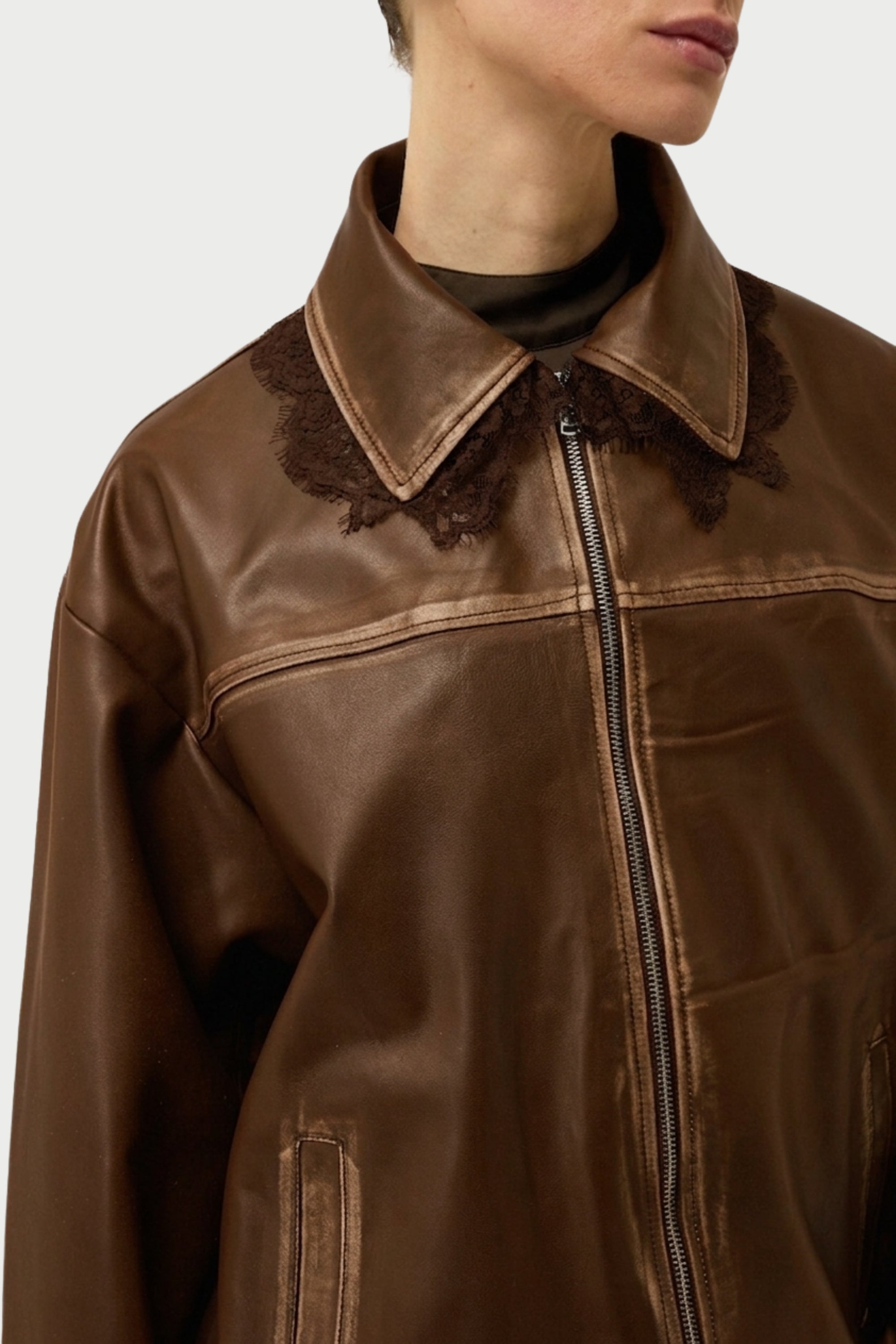 BOMBER CON PIZZO
