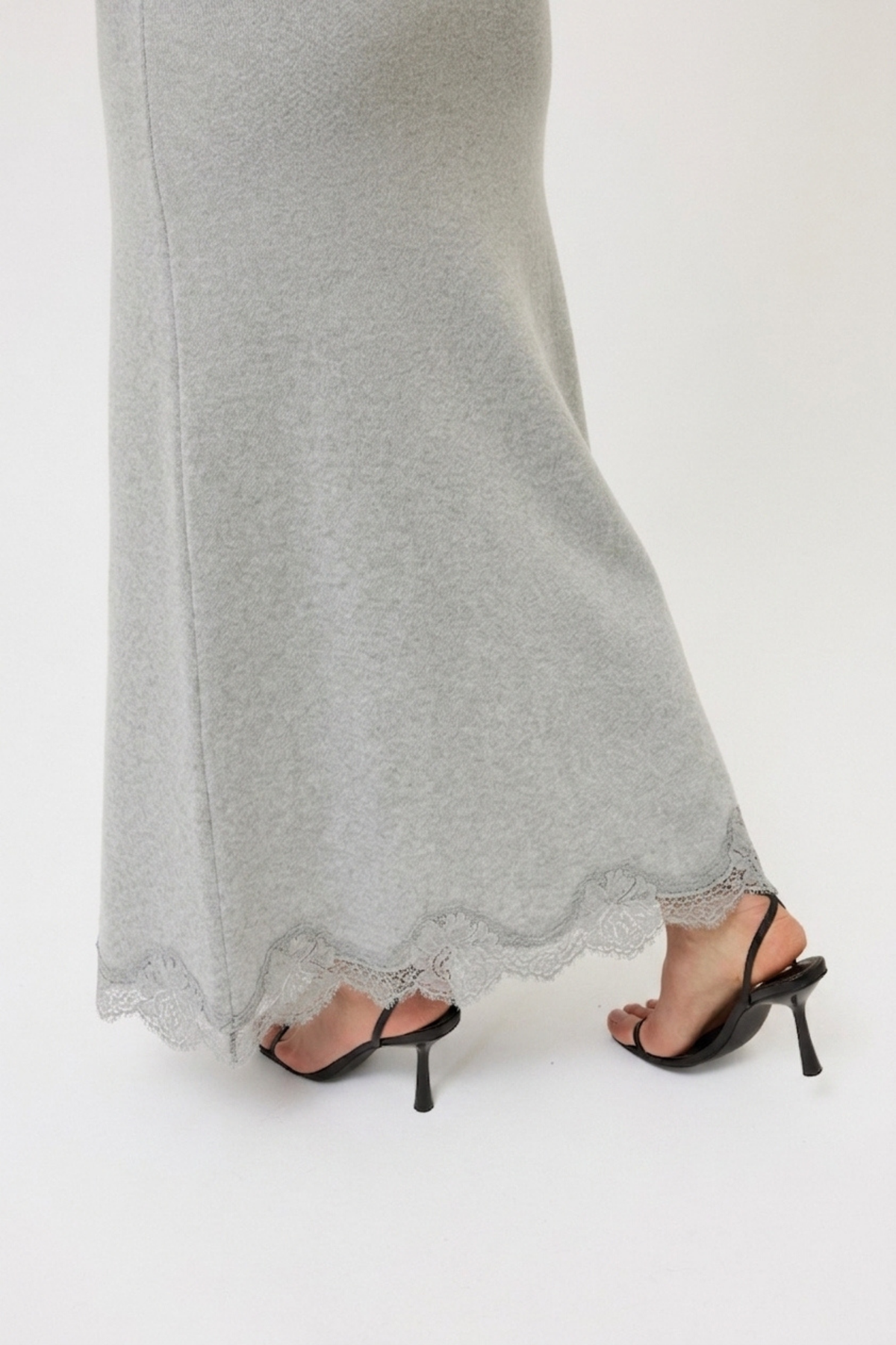 FLARED SKIRT WITH LACE