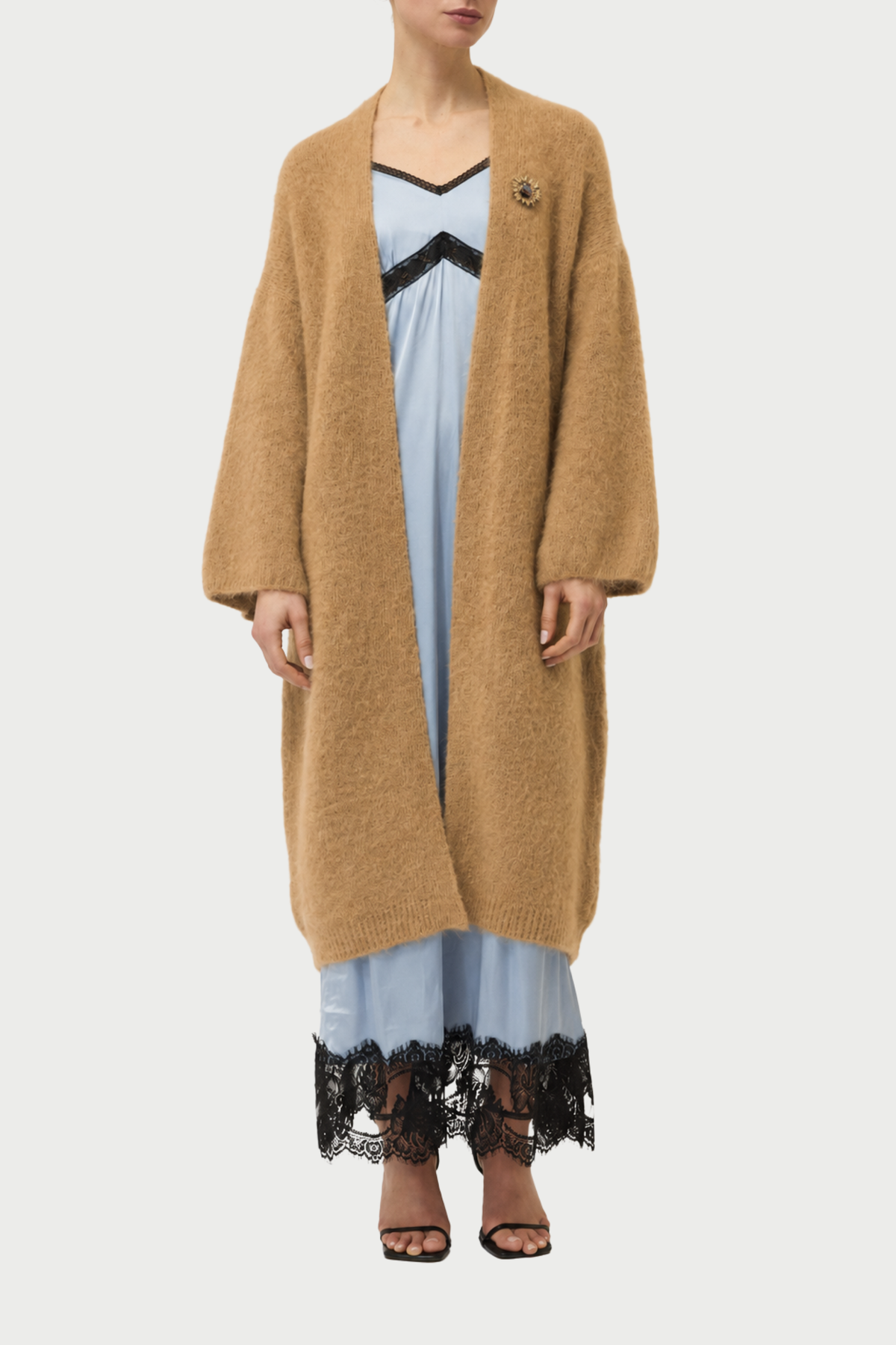 CARDIGAN GARZATO LUNGO CON SPILLA GIOIELLO