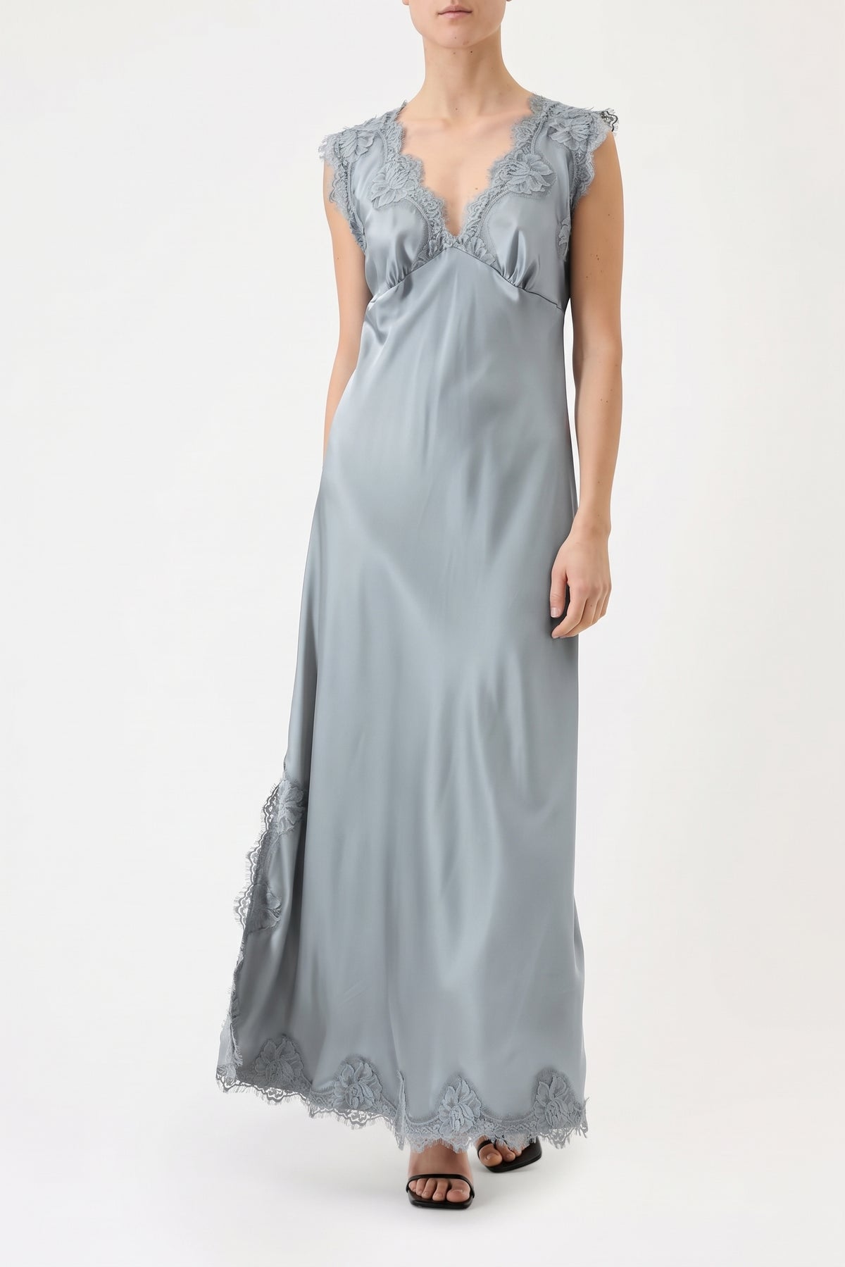 ANDREA – WIDE-STRAP VISCOSE AND LACE DRESS