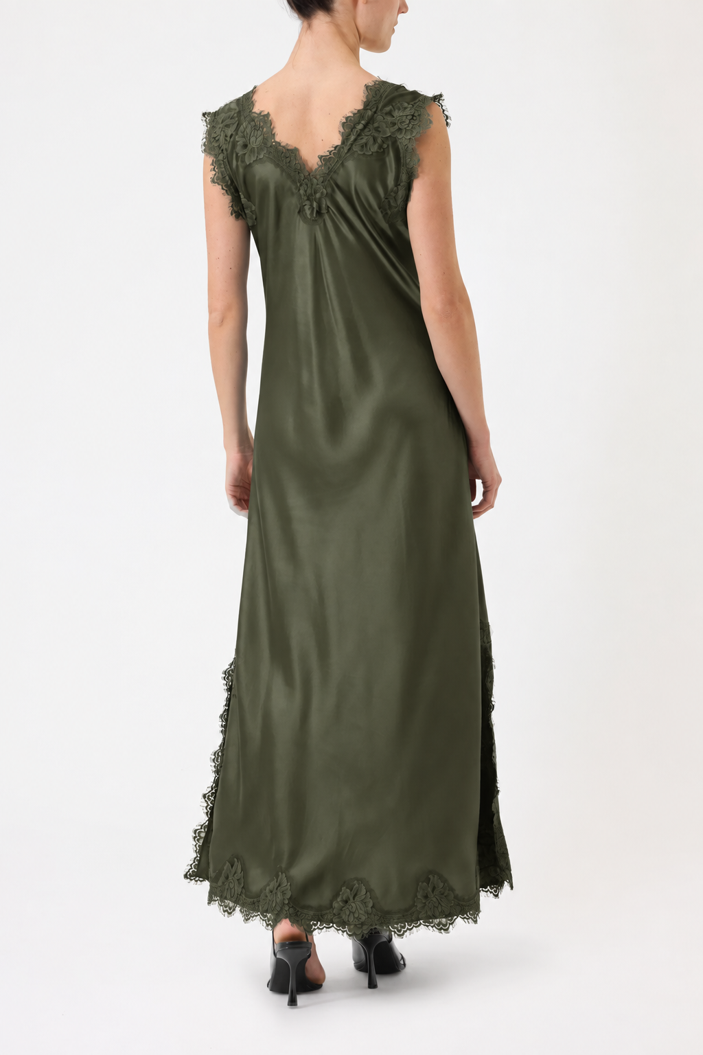 ANDREA – WIDE-STRAP VISCOSE AND LACE DRESS