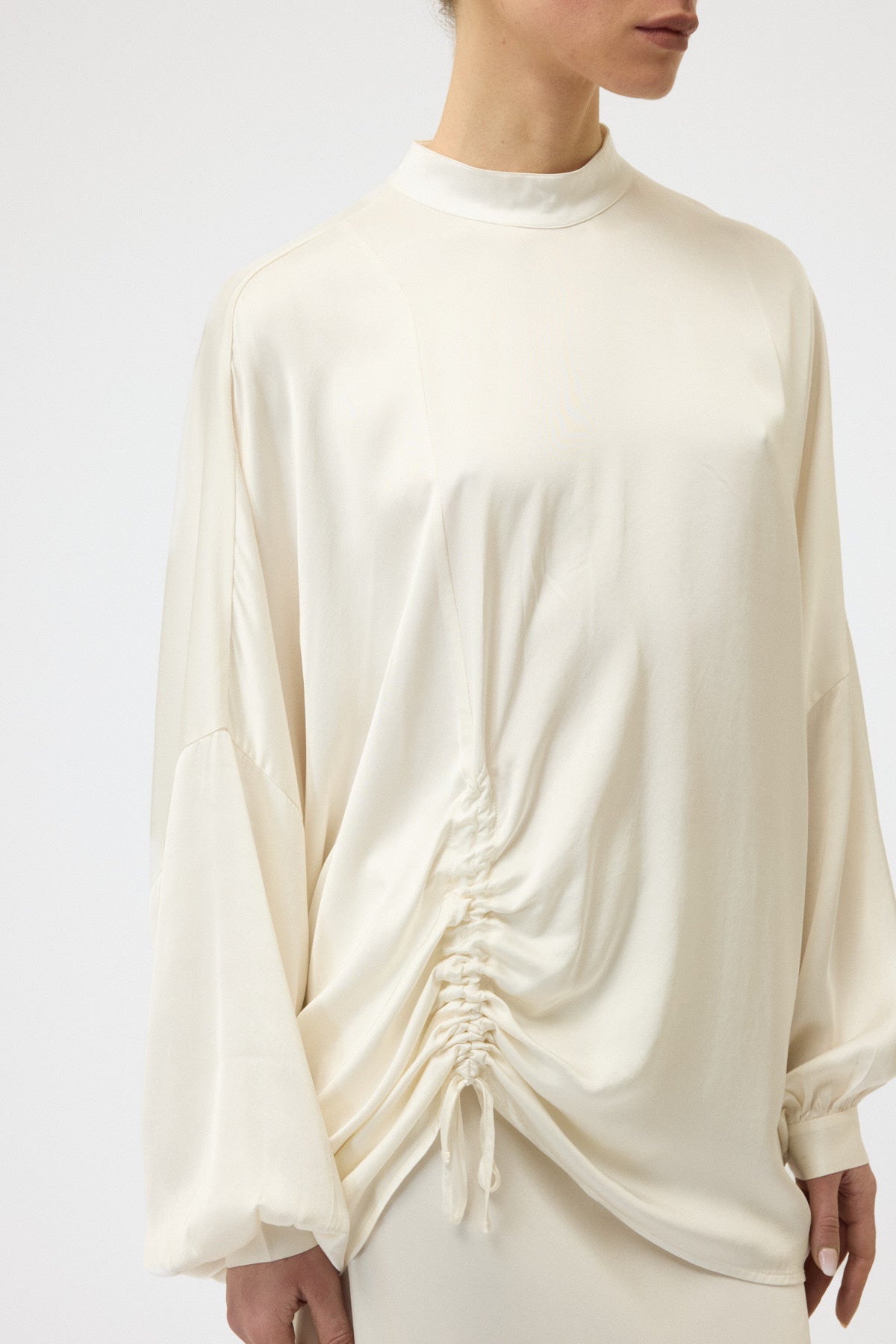CAMICIA CON DRAPPEGGIO