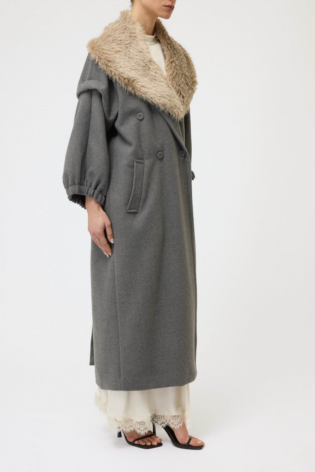 CAPPOTTO IN PANNO CON COLLO IN PELLICCIA ECOLOGICA
