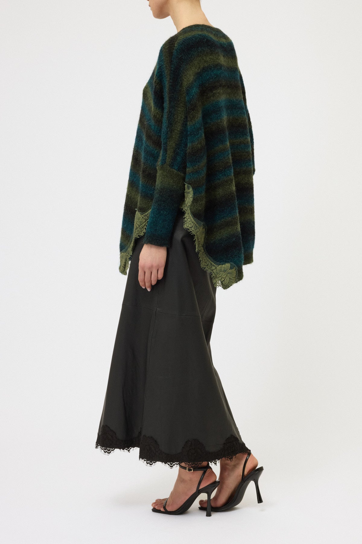 MAGLIA KIMONO CON SPACCO E PIZZO