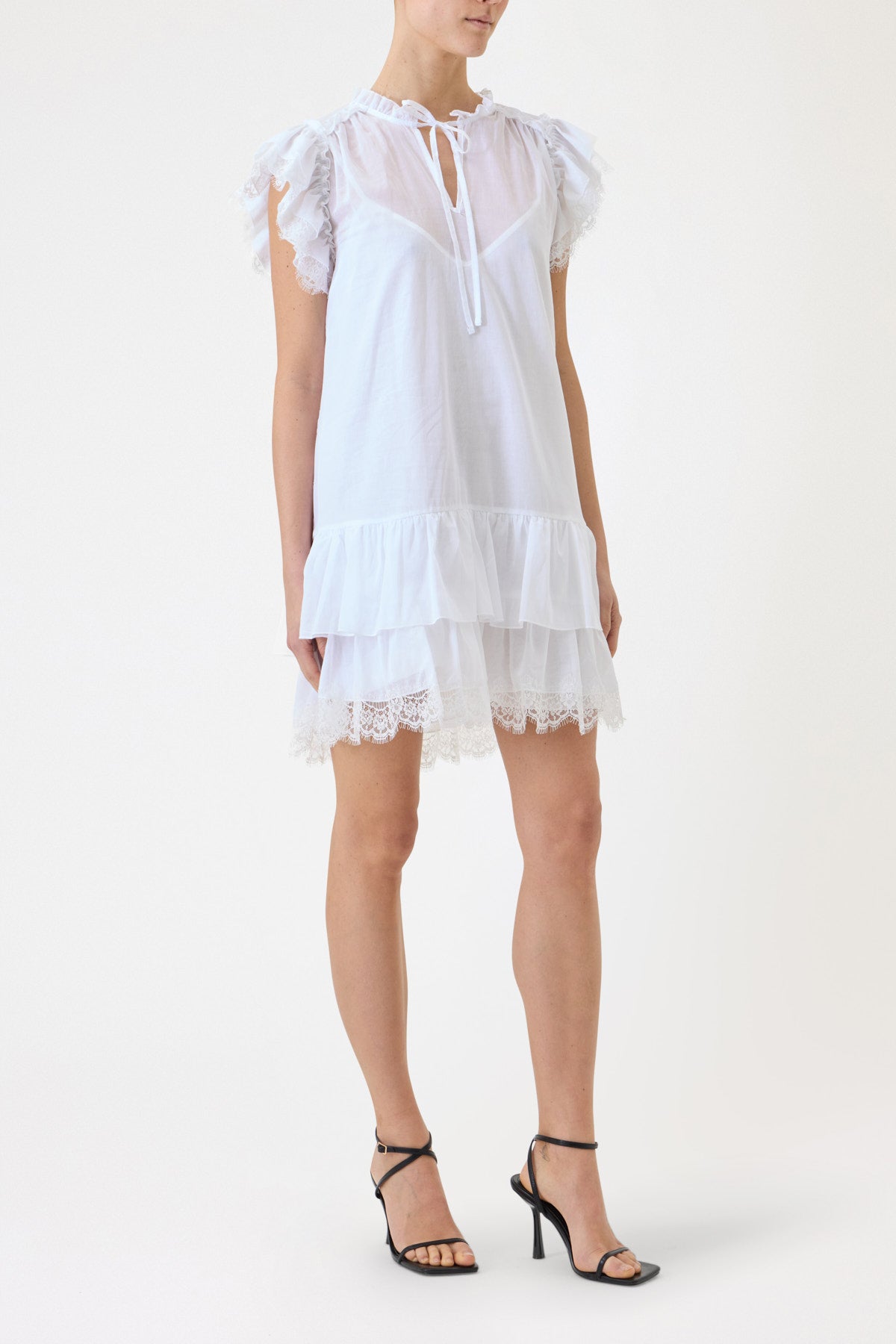 SHORT MUSLIN DRESS WITH LACE