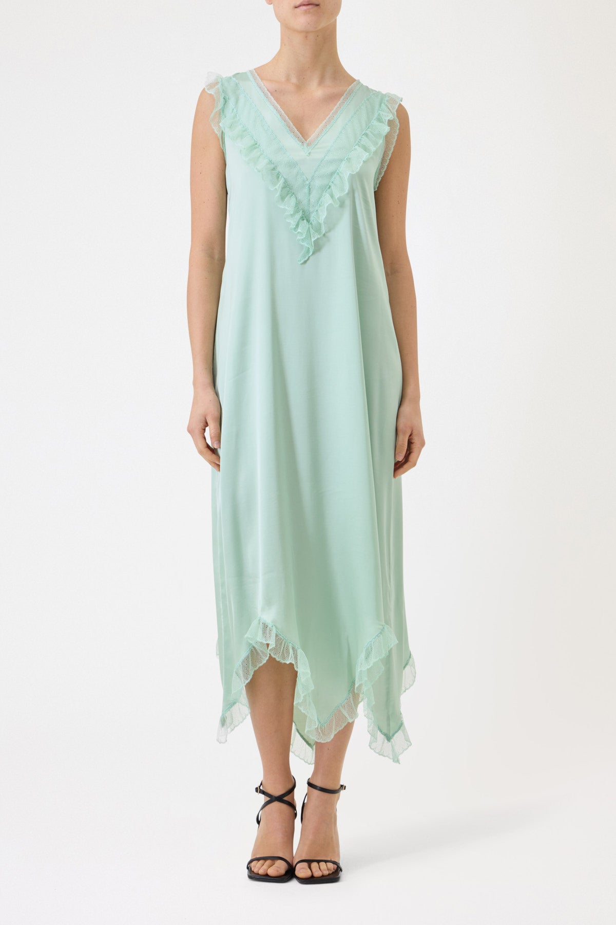 SLIP DRESS SPALLA LARGA IN RASO CON PIZZO