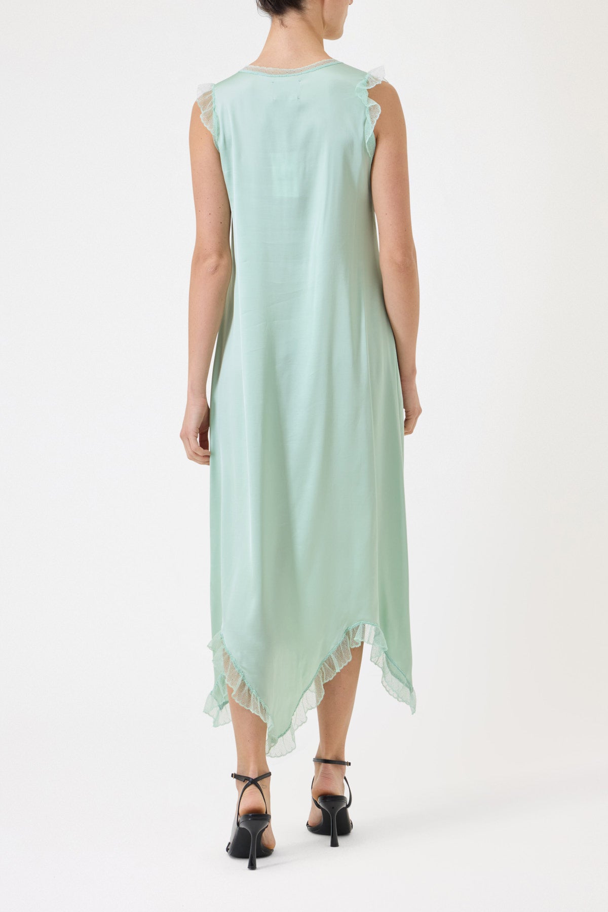 SLIP DRESS SPALLA LARGA IN RASO CON PIZZO