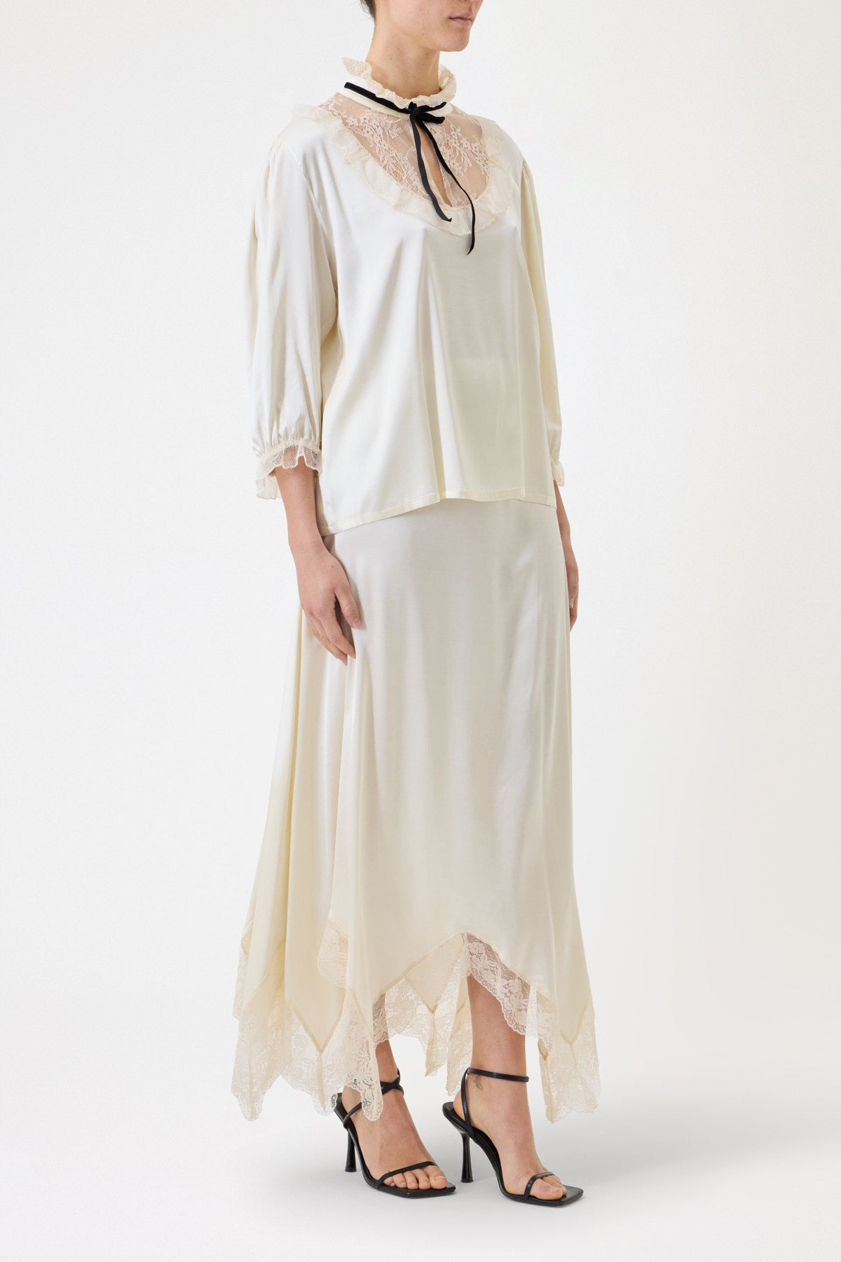 SATIN SHIRT WITH LACE