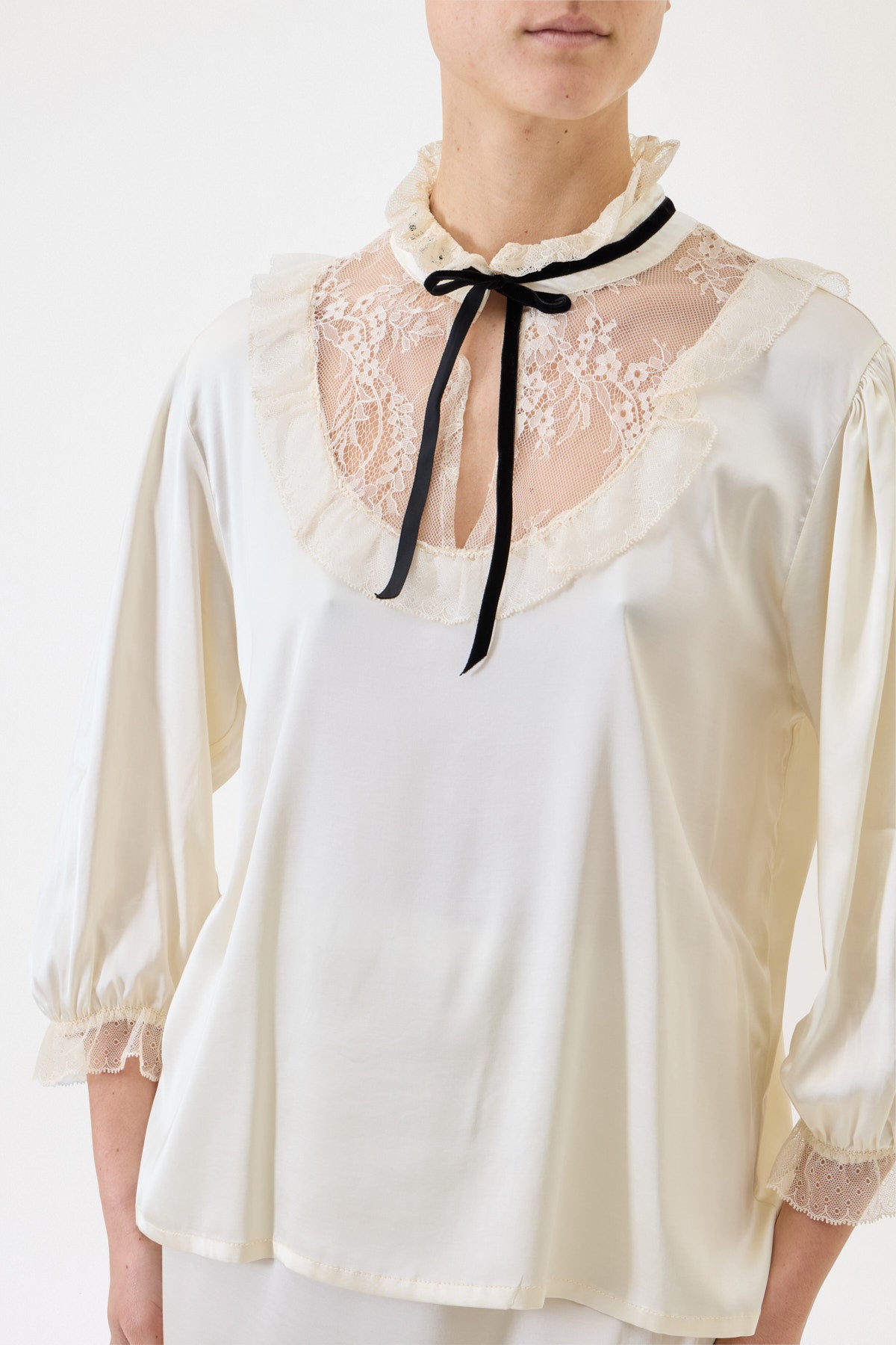 SATIN SHIRT WITH LACE
