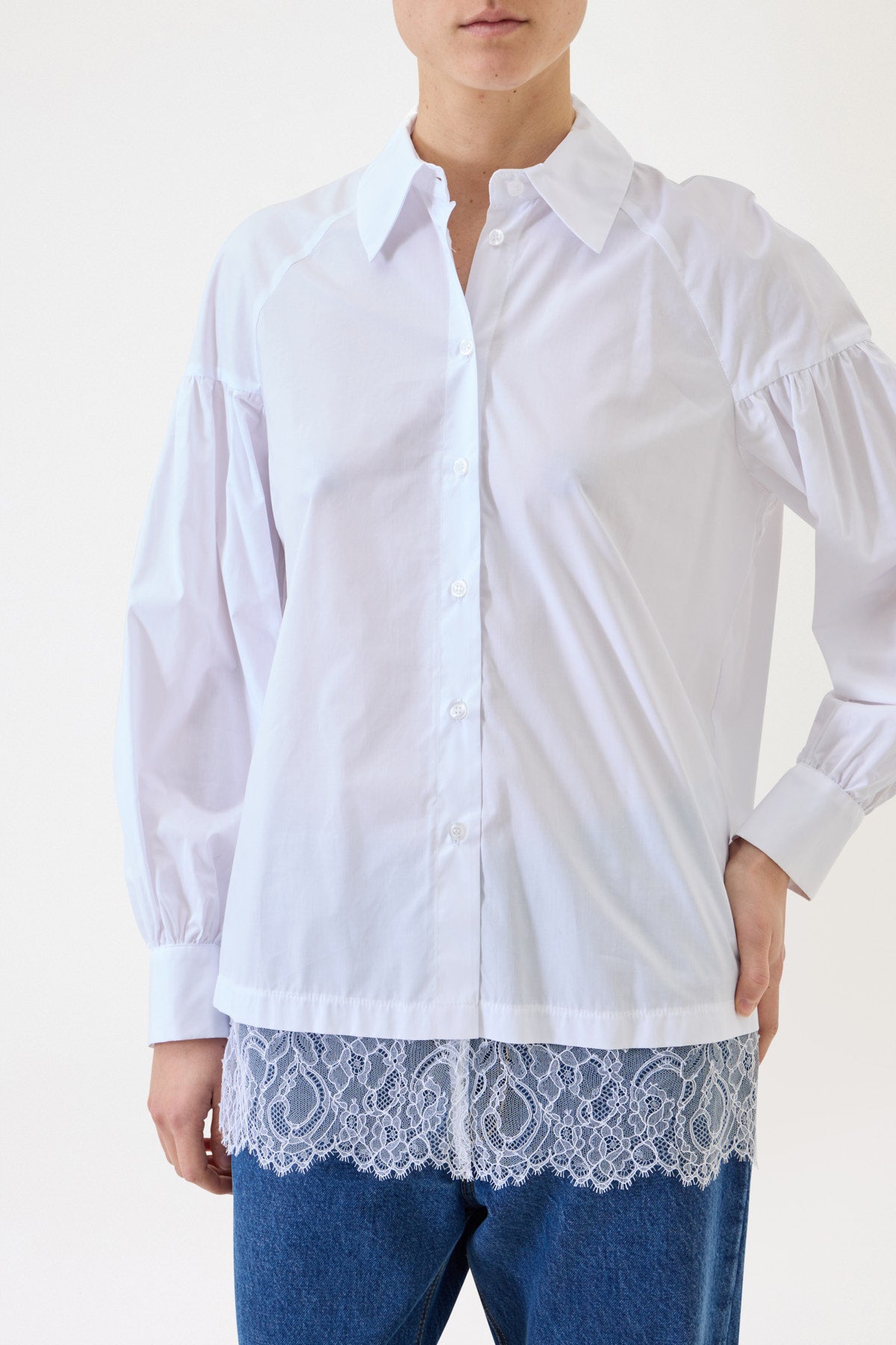 SHIRT WITH LACE