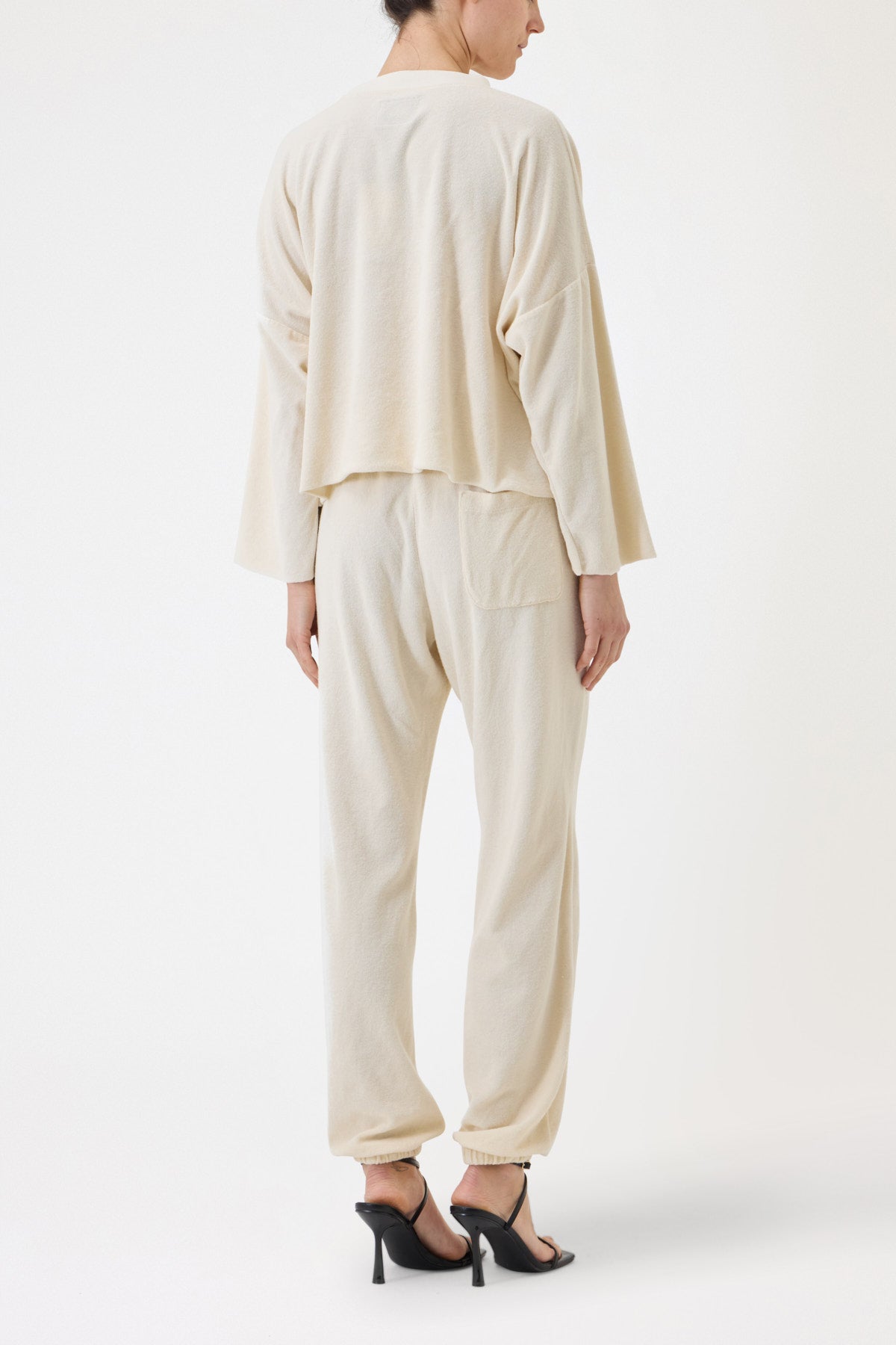 CREW NECK SWEATSHIRT WITH SEQUIN EMBROIDERY