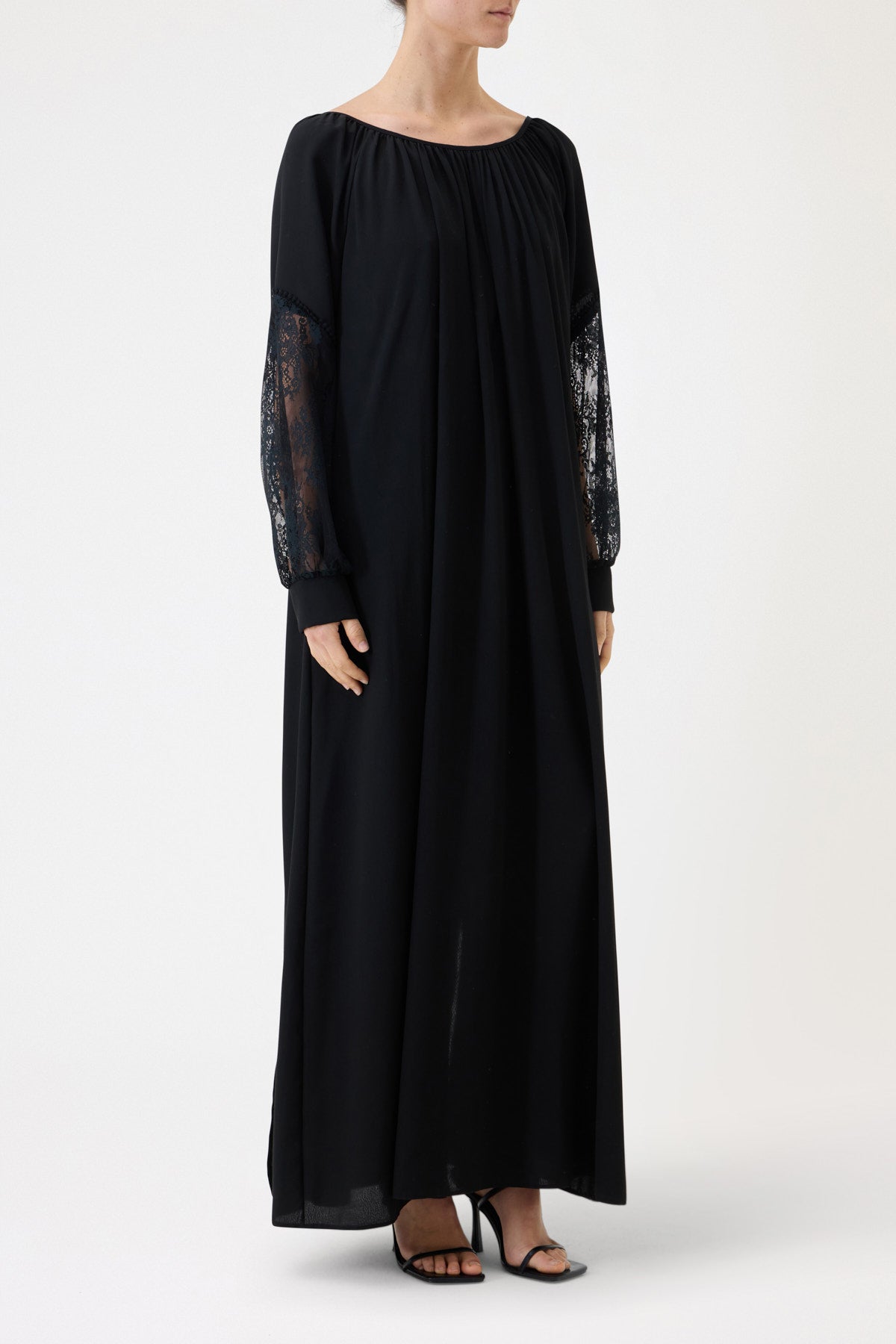 LONG SLEEVE DRESS WITH LACE