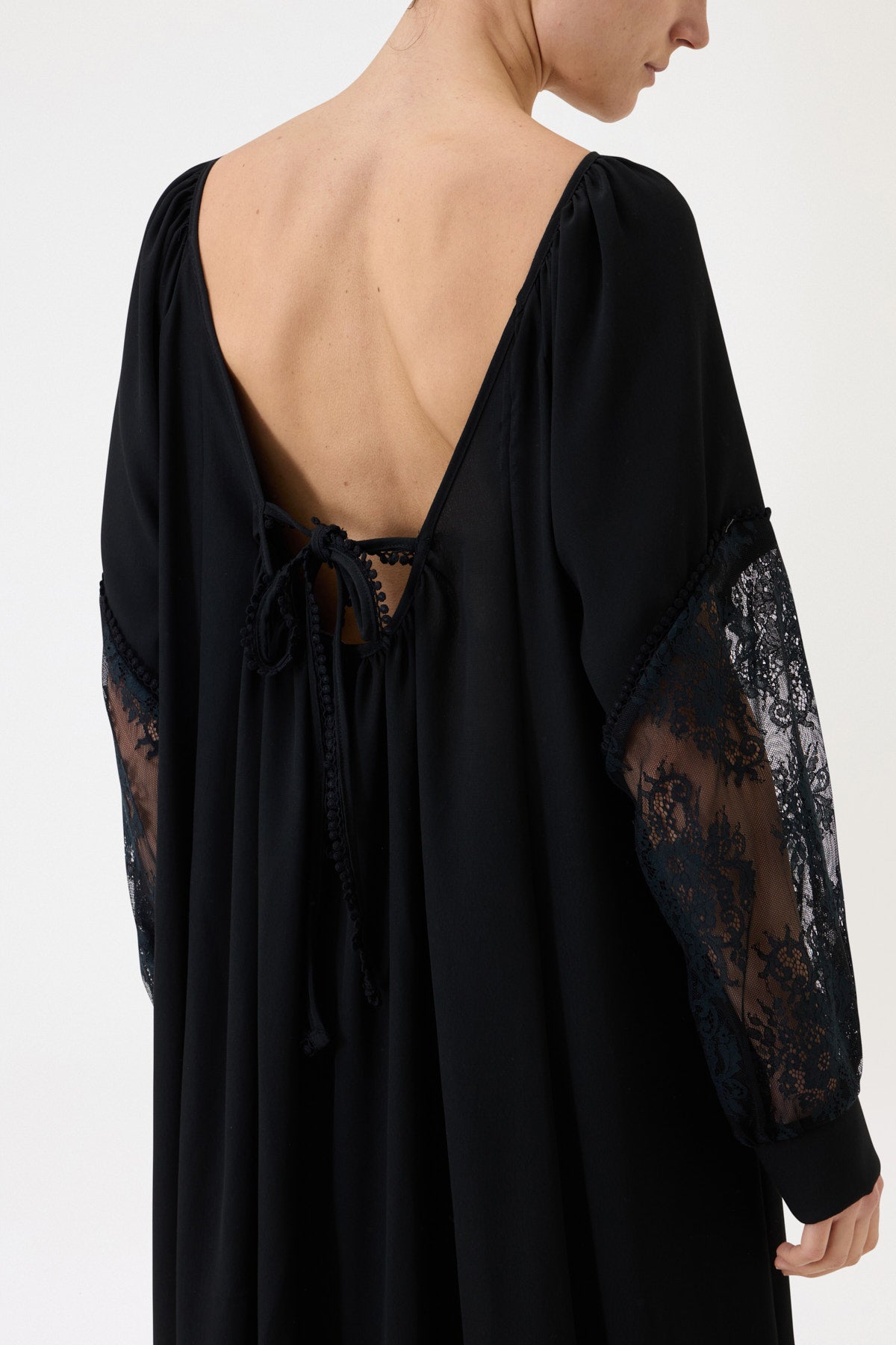 LONG SLEEVE DRESS WITH LACE