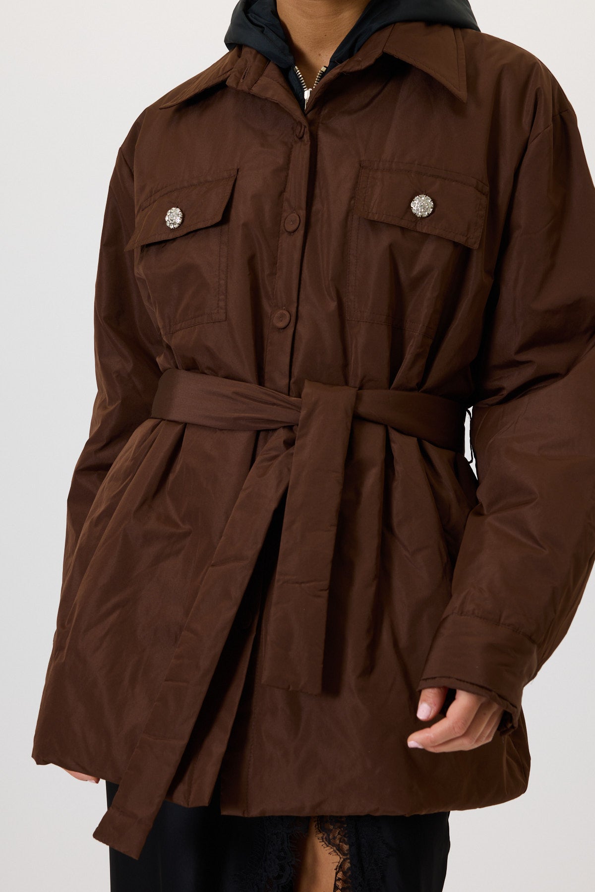 100 GRAM DOUBLE OVERSIZED JACKET WITH HOOD AND BELT