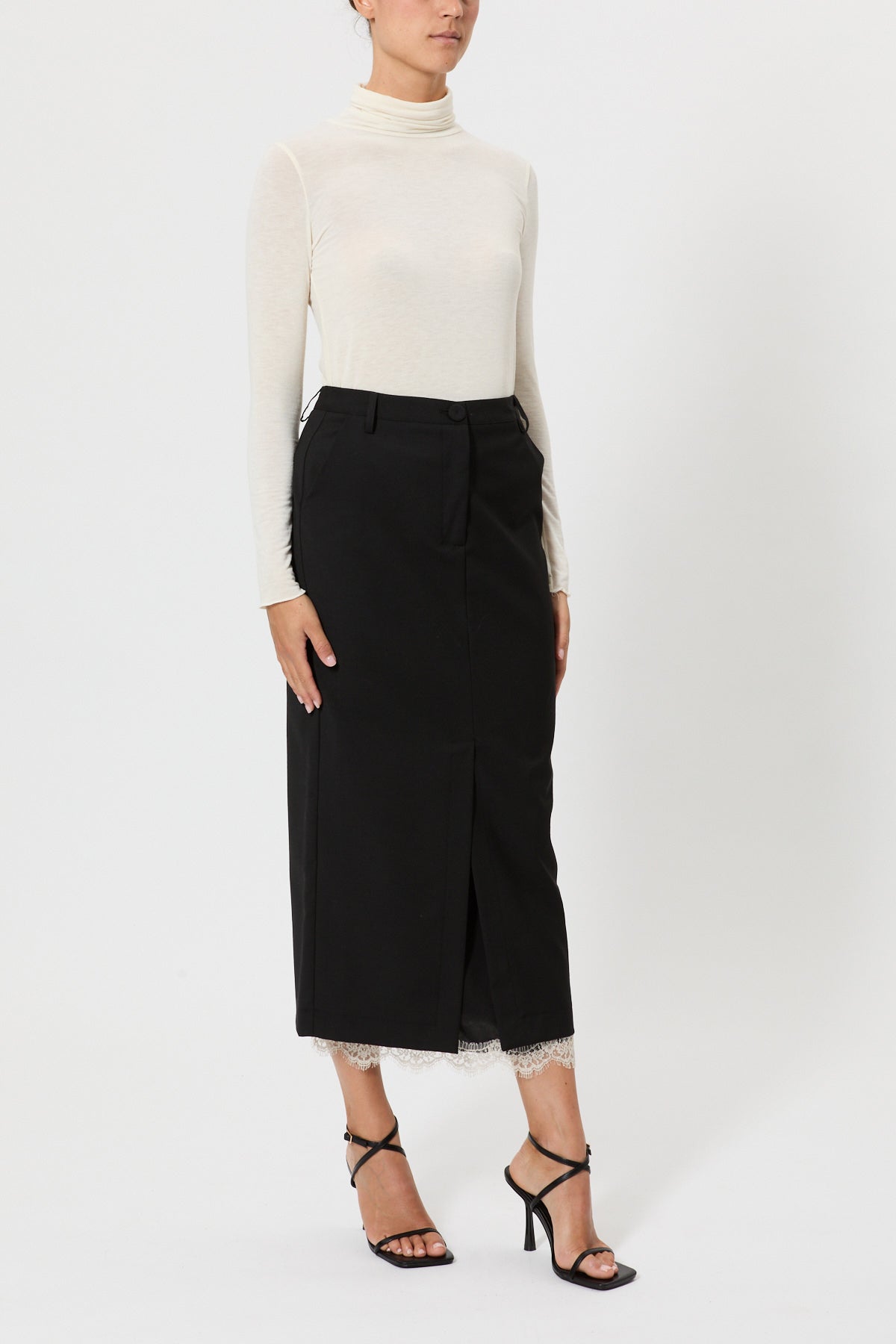 PENCIL SKIRT IN COOL WOOL