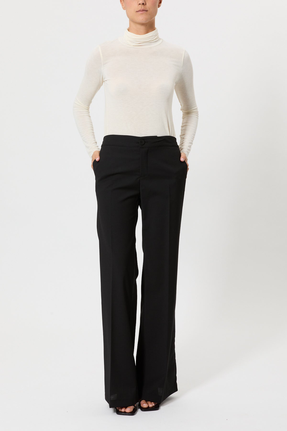 COOL WOOL TROUSERS