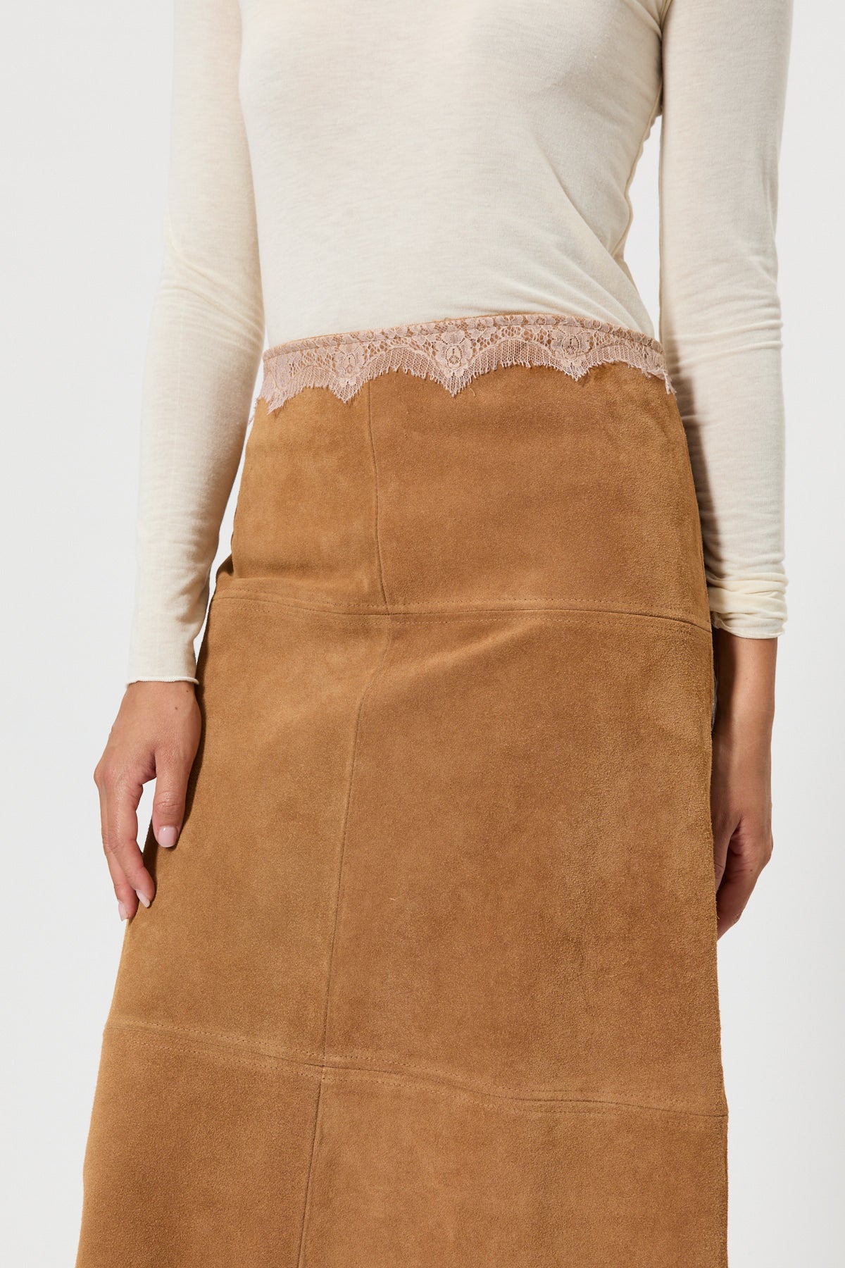 SUEDE SKIRT WITH LACE