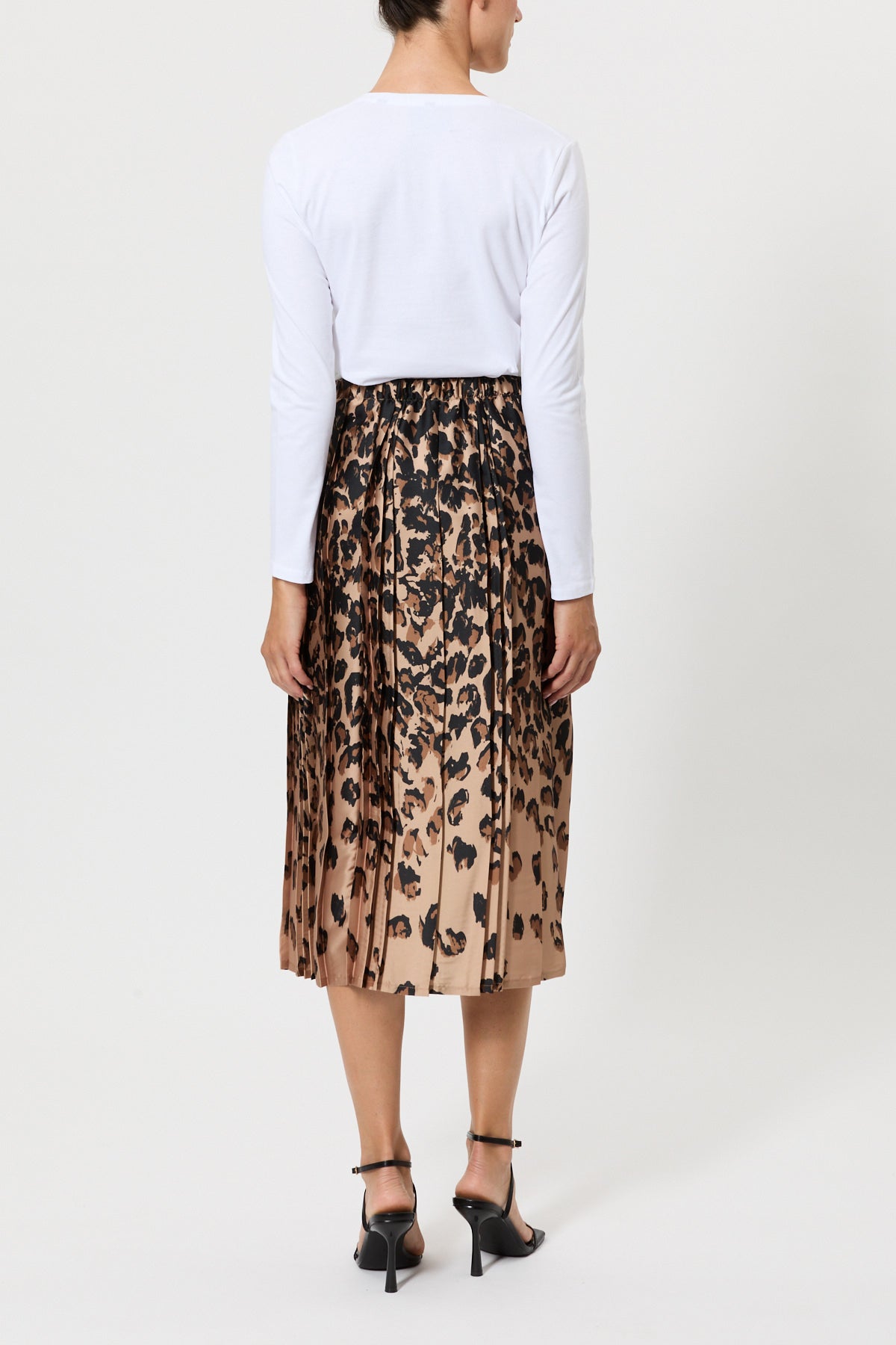 LONG PLEATED SKIRT WITH PATTERN