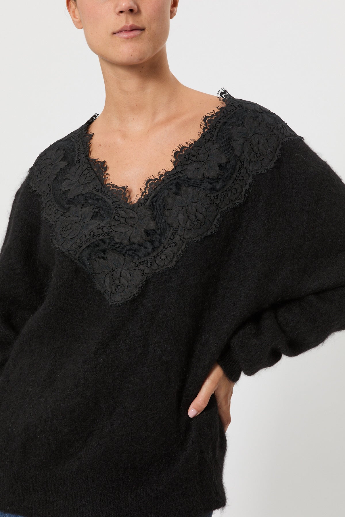 MAGLIA OVERSIZE CON PIZZO