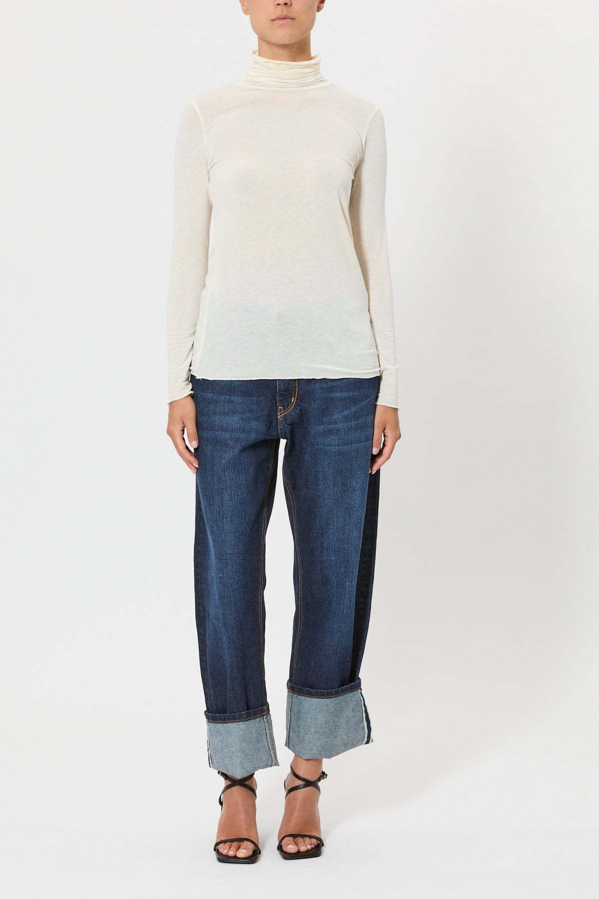 T-SHIRT A COLLO ALTO IN SOFT JERSEY