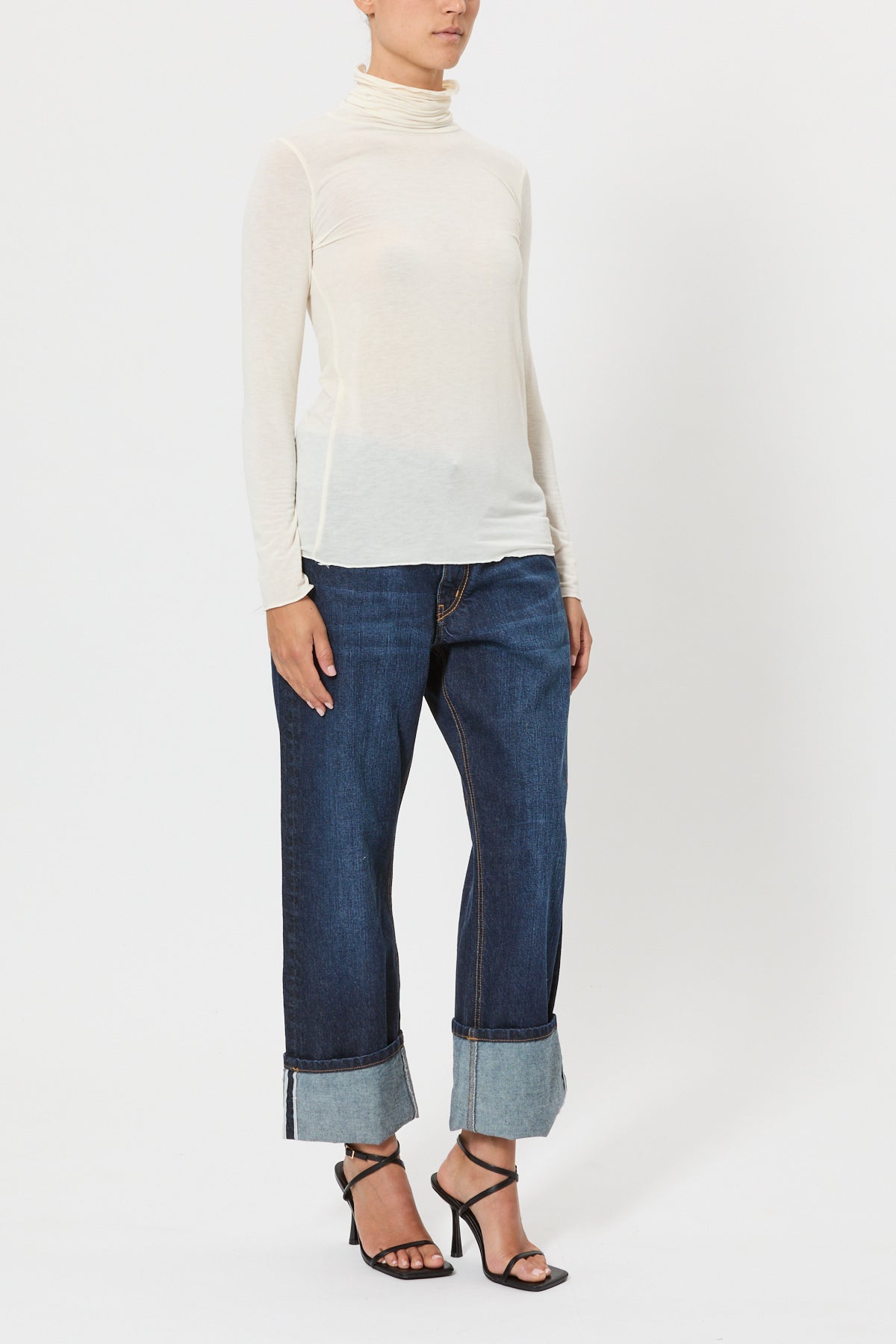 T-SHIRT A COLLO ALTO IN SOFT JERSEY