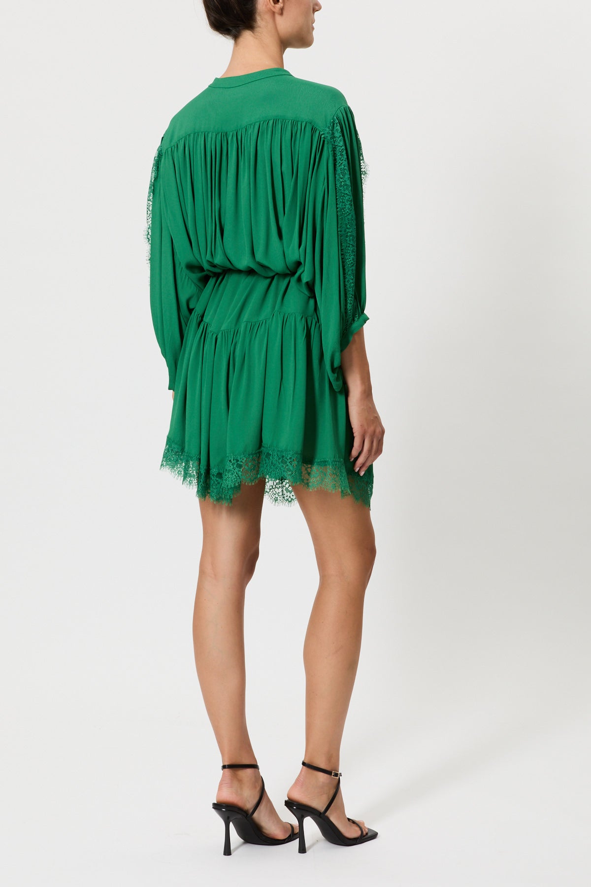 SHORT DRESS WITH LACE AND BELT