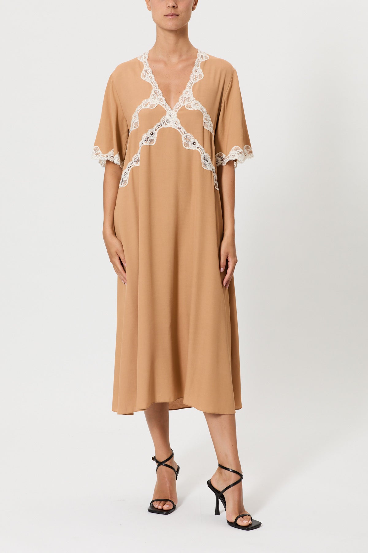 SHORT-SLEEVED SLIP DRESS WITH CONTRAST LACE