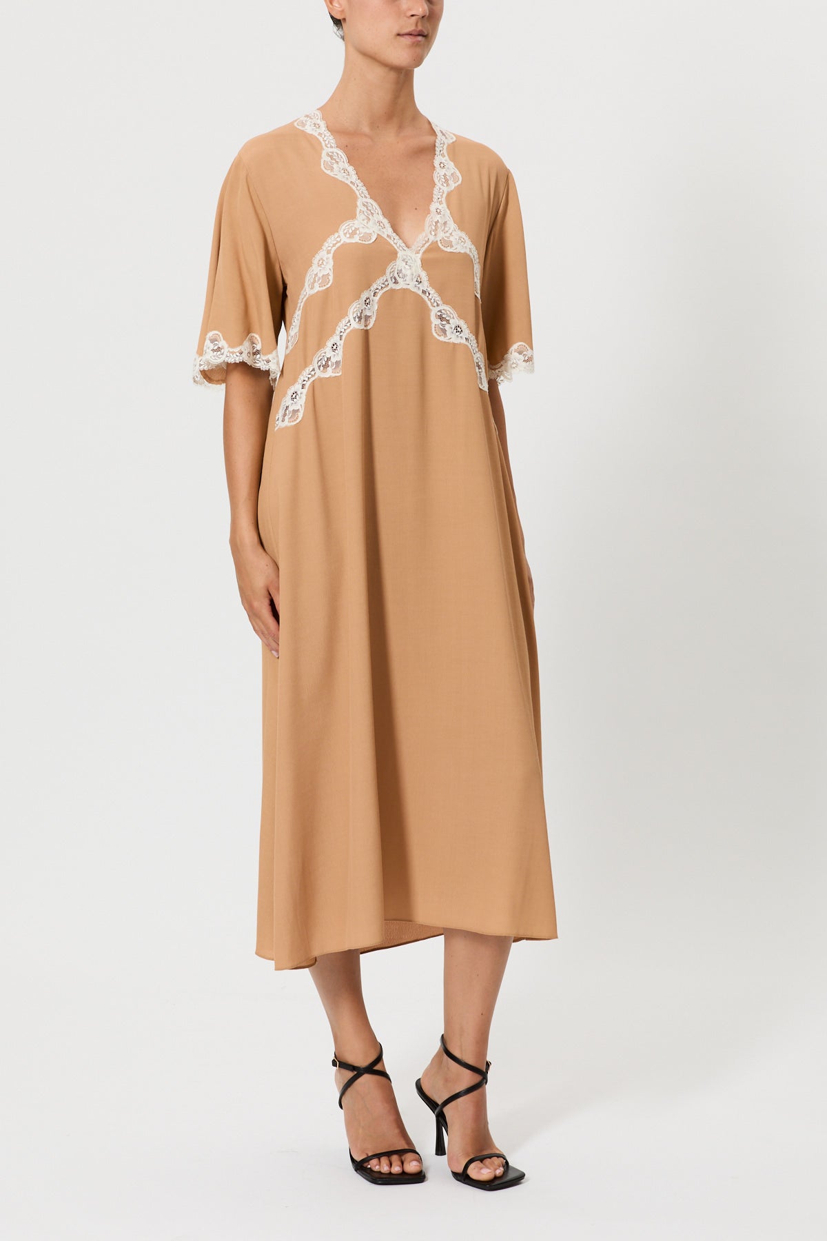 SHORT-SLEEVED SLIP DRESS WITH CONTRAST LACE