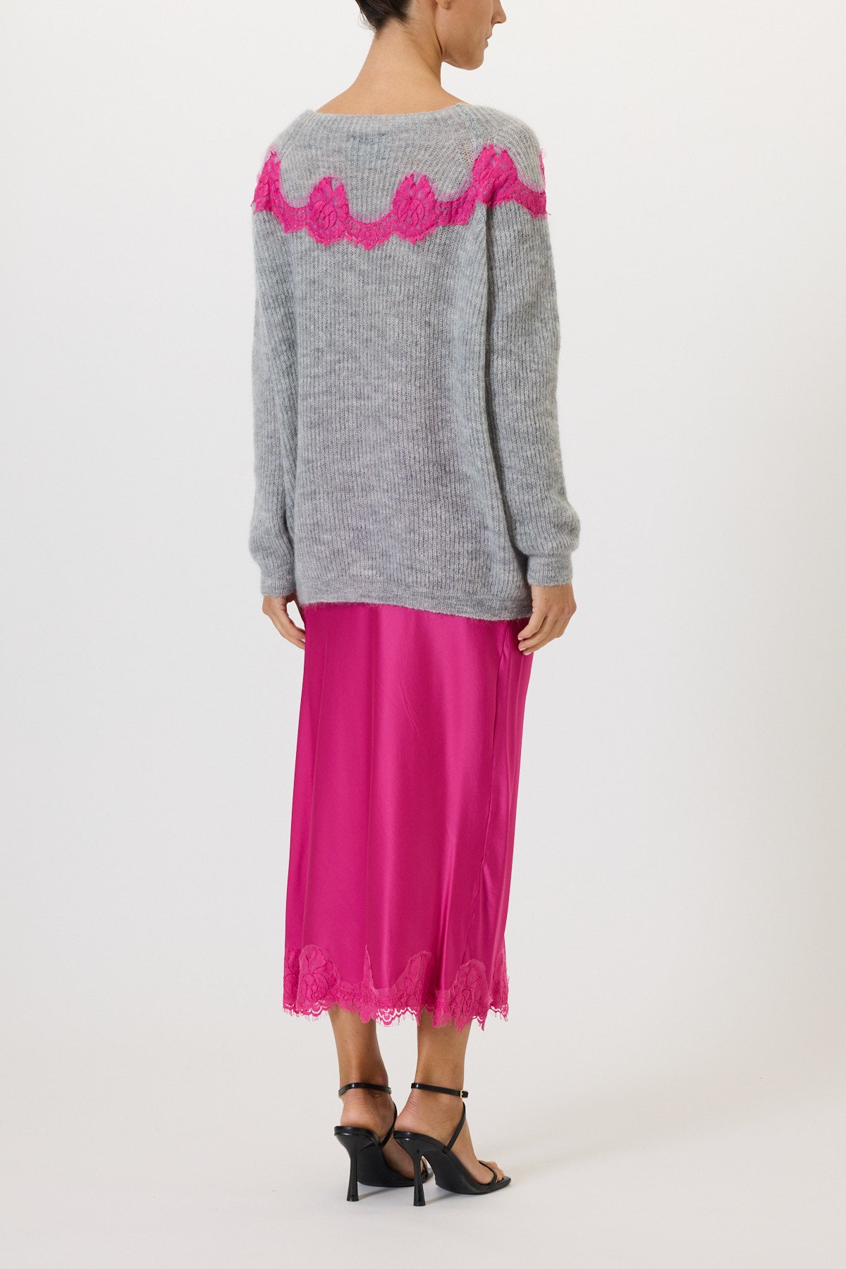 Boat neck sweater with lace