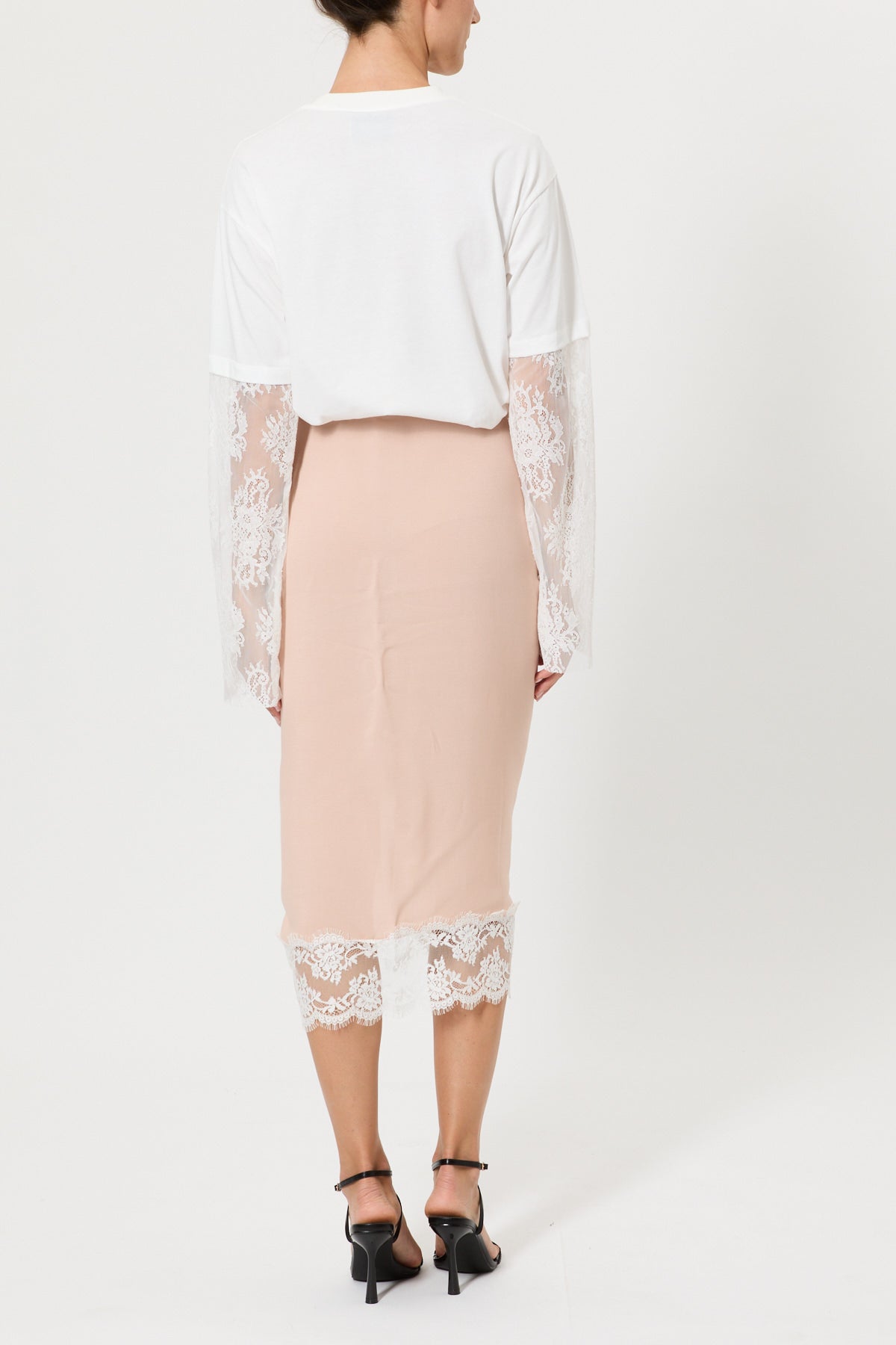 SHAWL WITH LACE