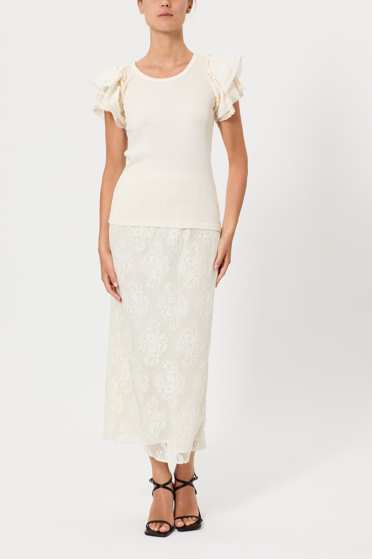 RIBBED TANK TOP WITH MUSLIN AND LACE SLEEVES