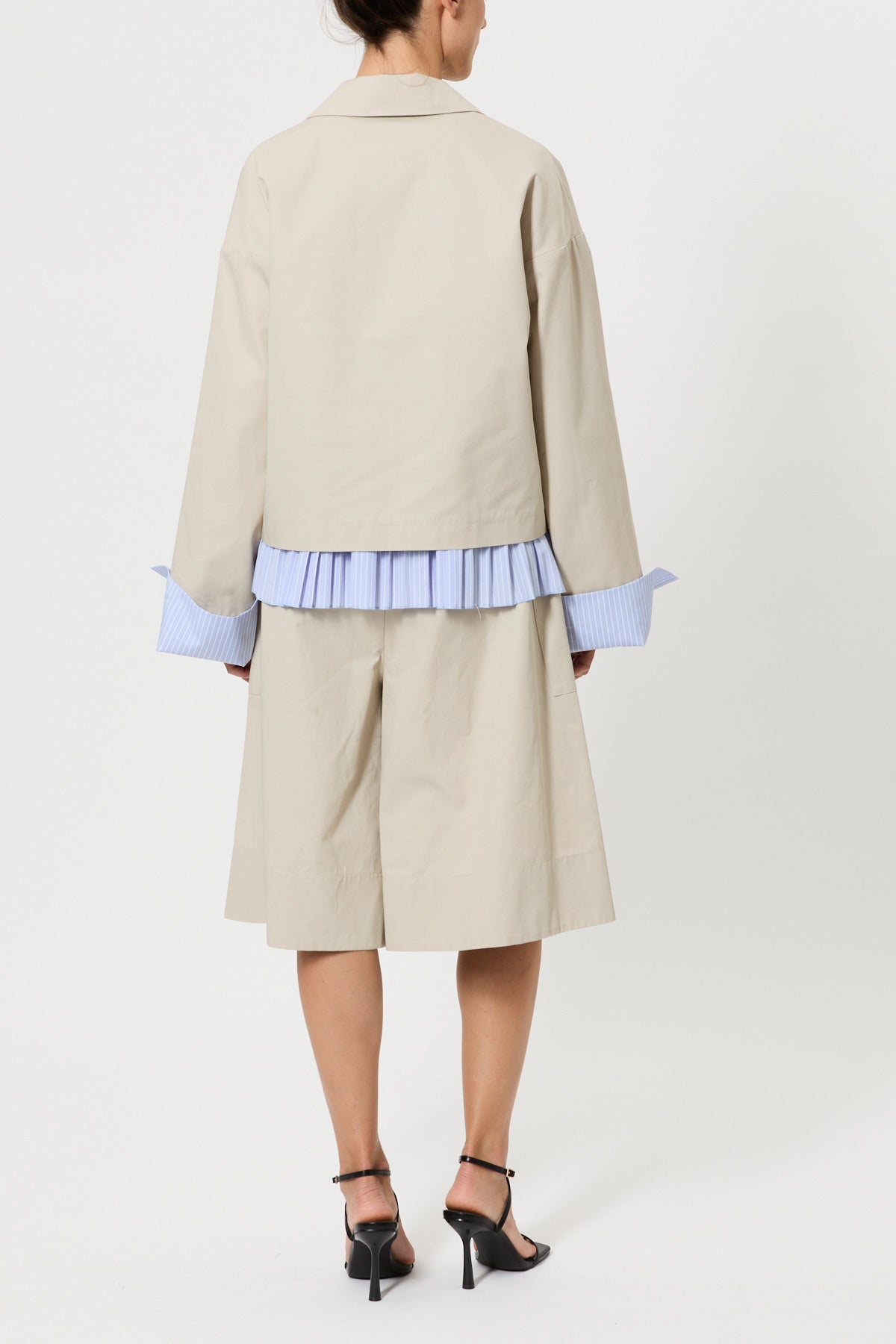 GABARDINE JACKET WITH STRIPED CUFFS AND PLEATED PLEATED CUFFS