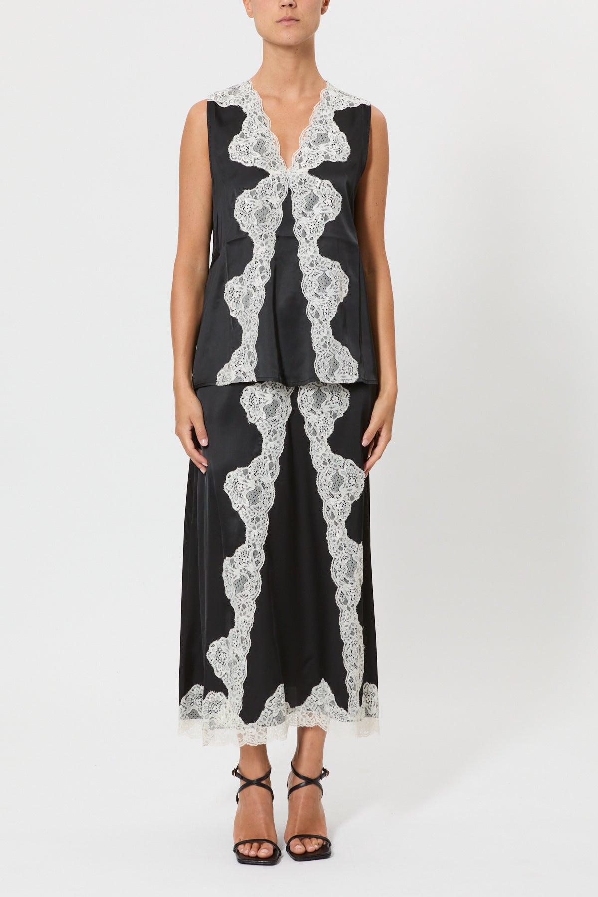 ALICE WIDE SHOULDER TOP WITH LACE