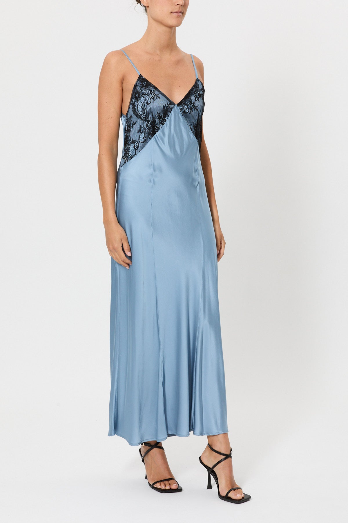 BIANCA SLIP DRESS CON COPPE E PIZZO
