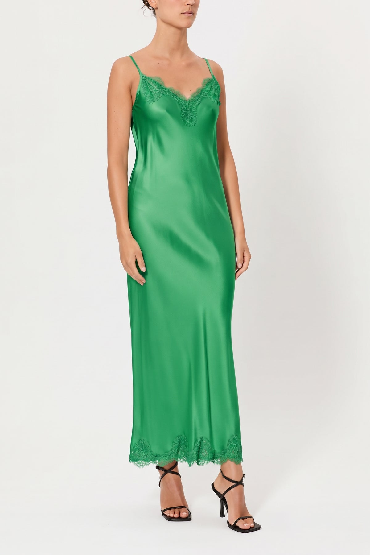 CLAUDIA – VISCOSE AND LACE SLIP DRESS