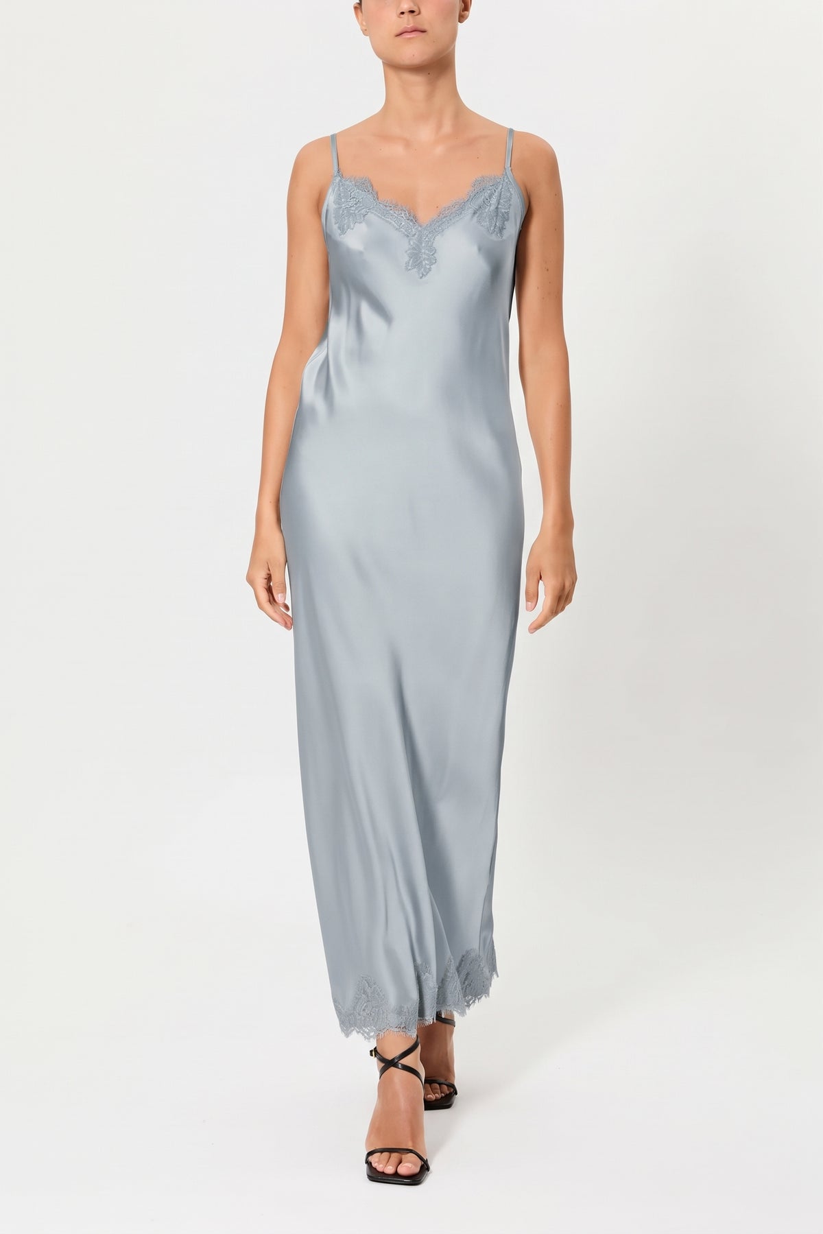 CLAUDIA – VISCOSE AND LACE SLIP DRESS