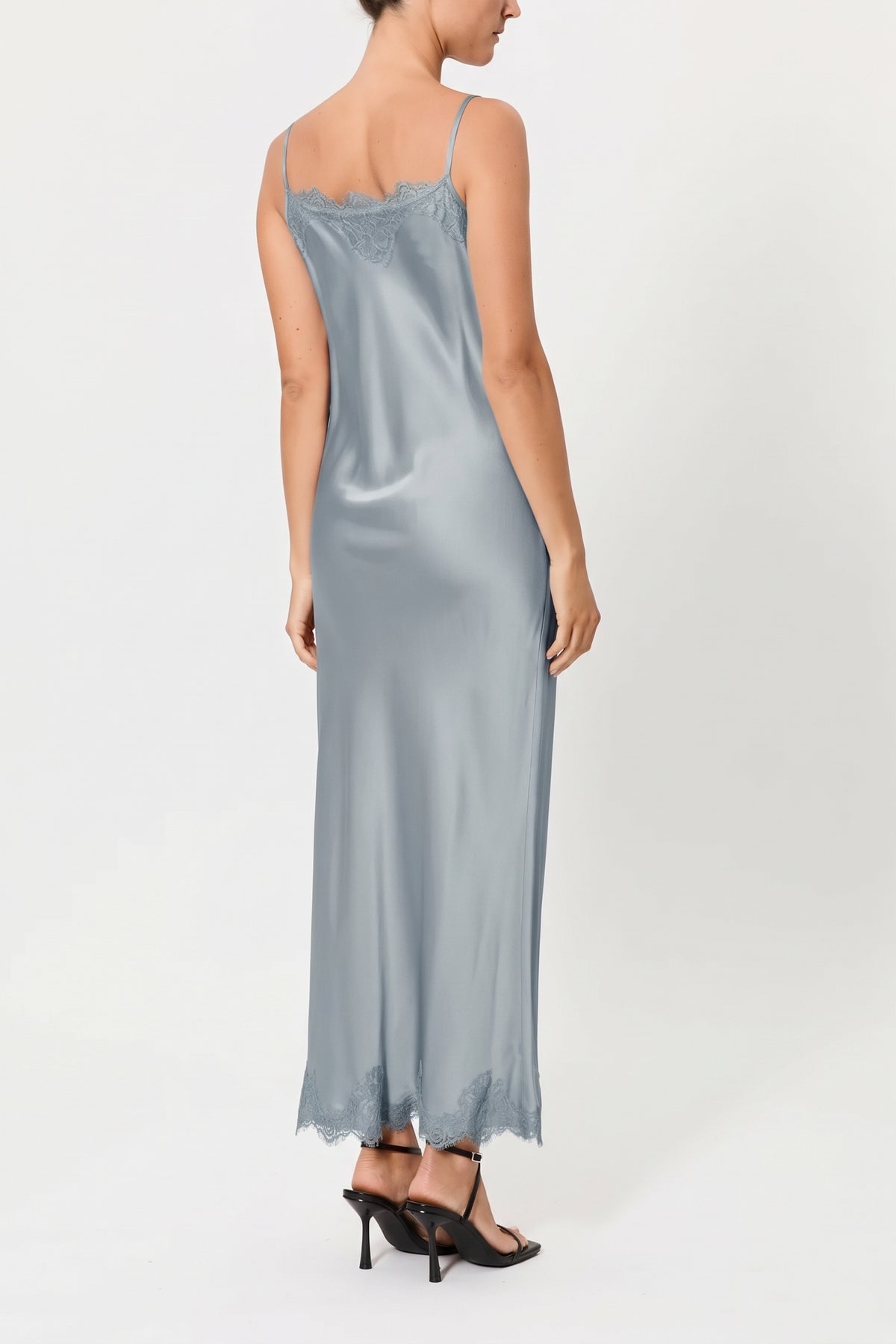 CLAUDIA – VISCOSE AND LACE SLIP DRESS