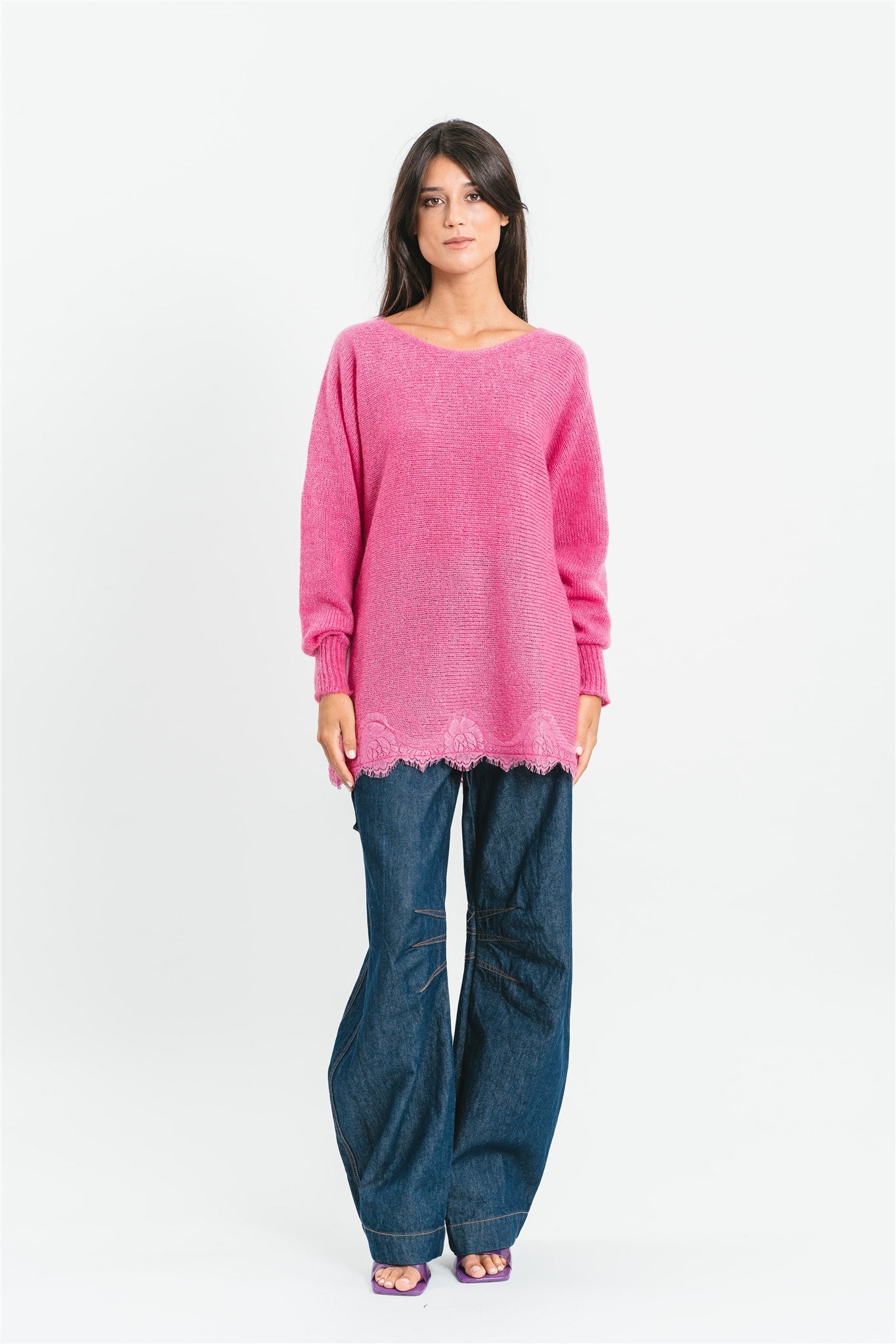 Maglia fucsia scollo a barca con pizzo Frontale